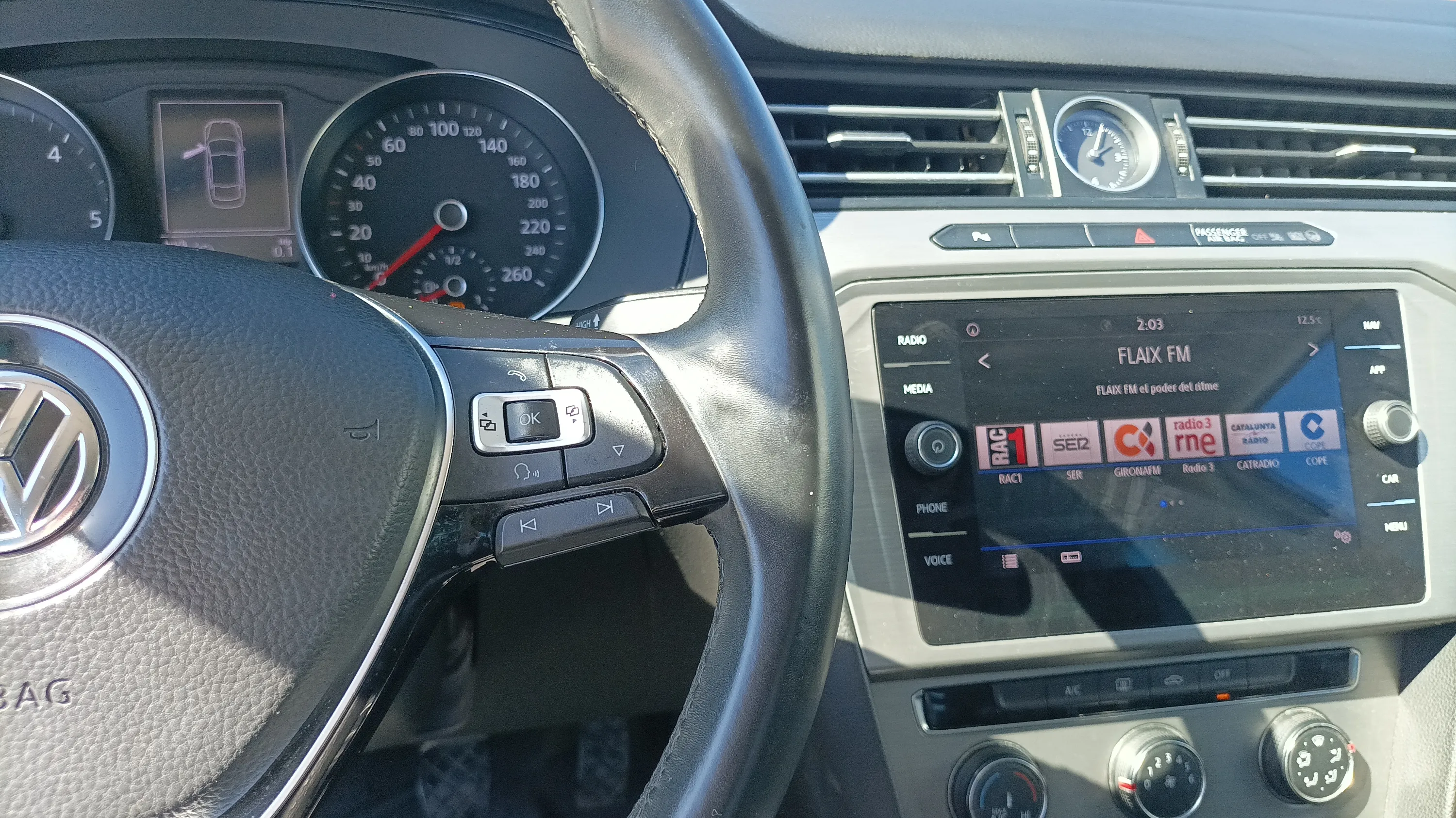 Volkswagen Passat Advance 2.0 TDI - foto 18
