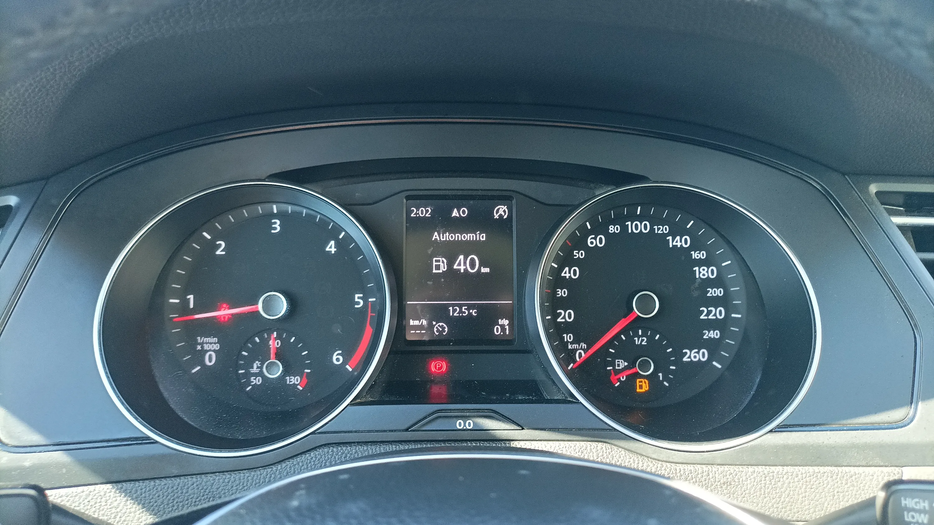 Volkswagen Passat Advance 2.0 TDI - foto 12