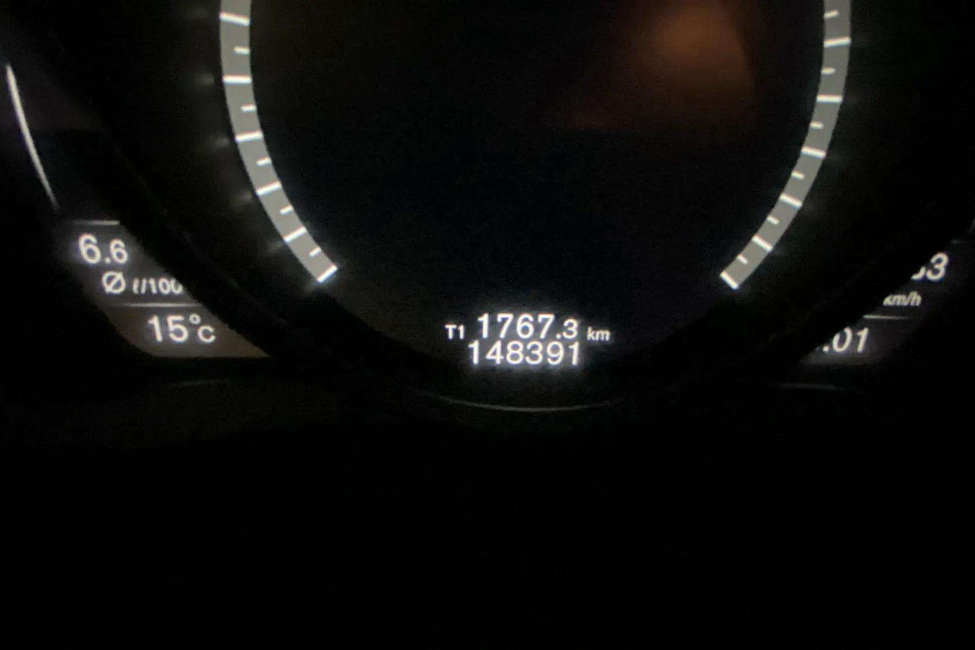Volvo V60 2.0 D3 Momentum - foto 9