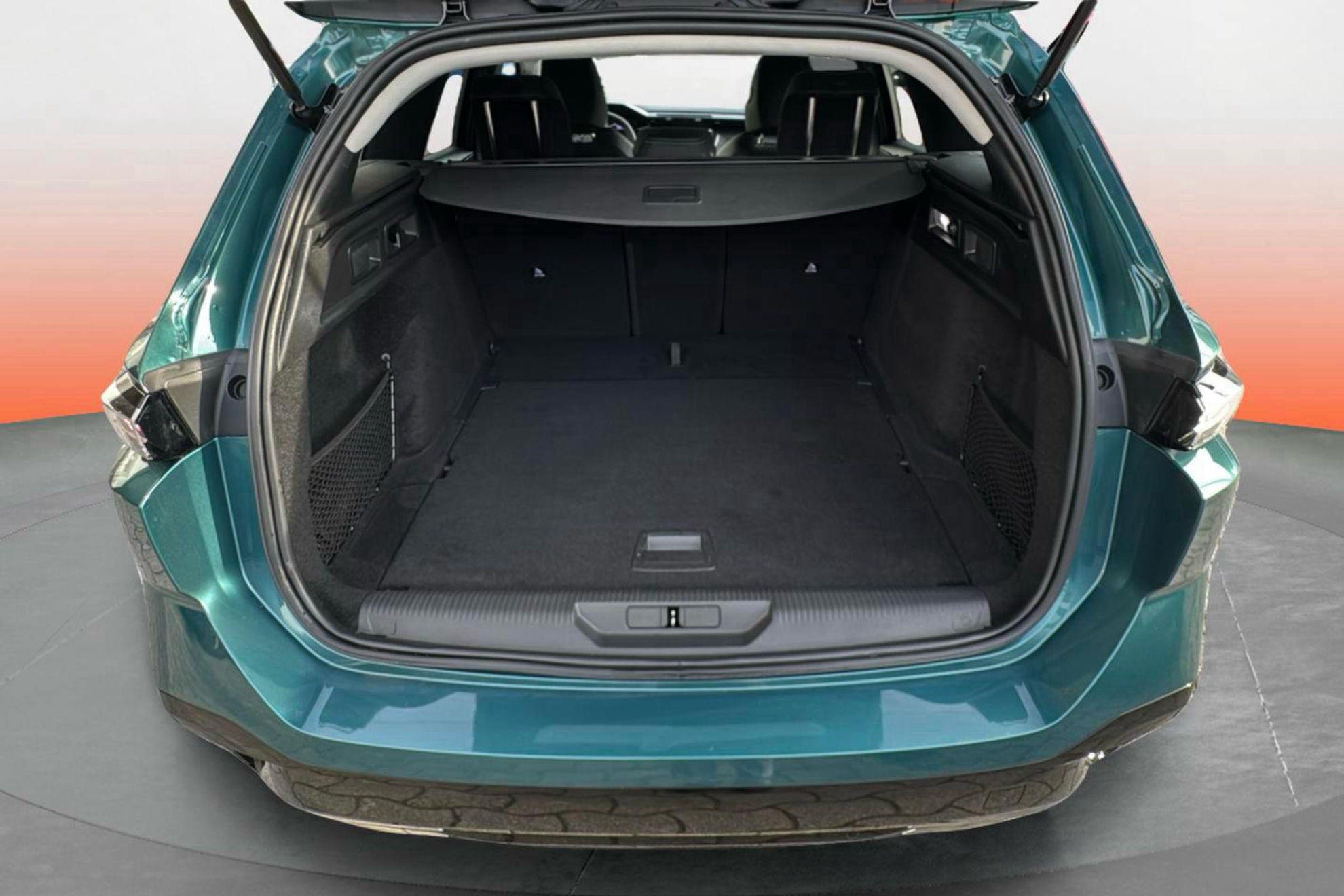 Peugeot 308 SW Allure Pack BlueHDi 130 EAT8 - foto 23