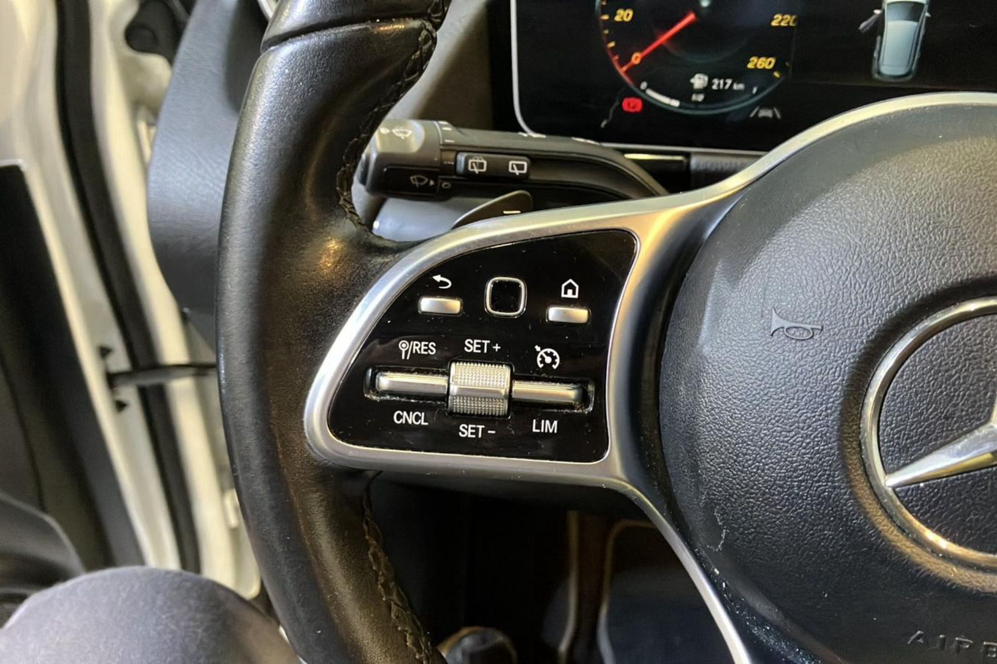 Mercedes-Benz Clase B B 180 d - foto 9