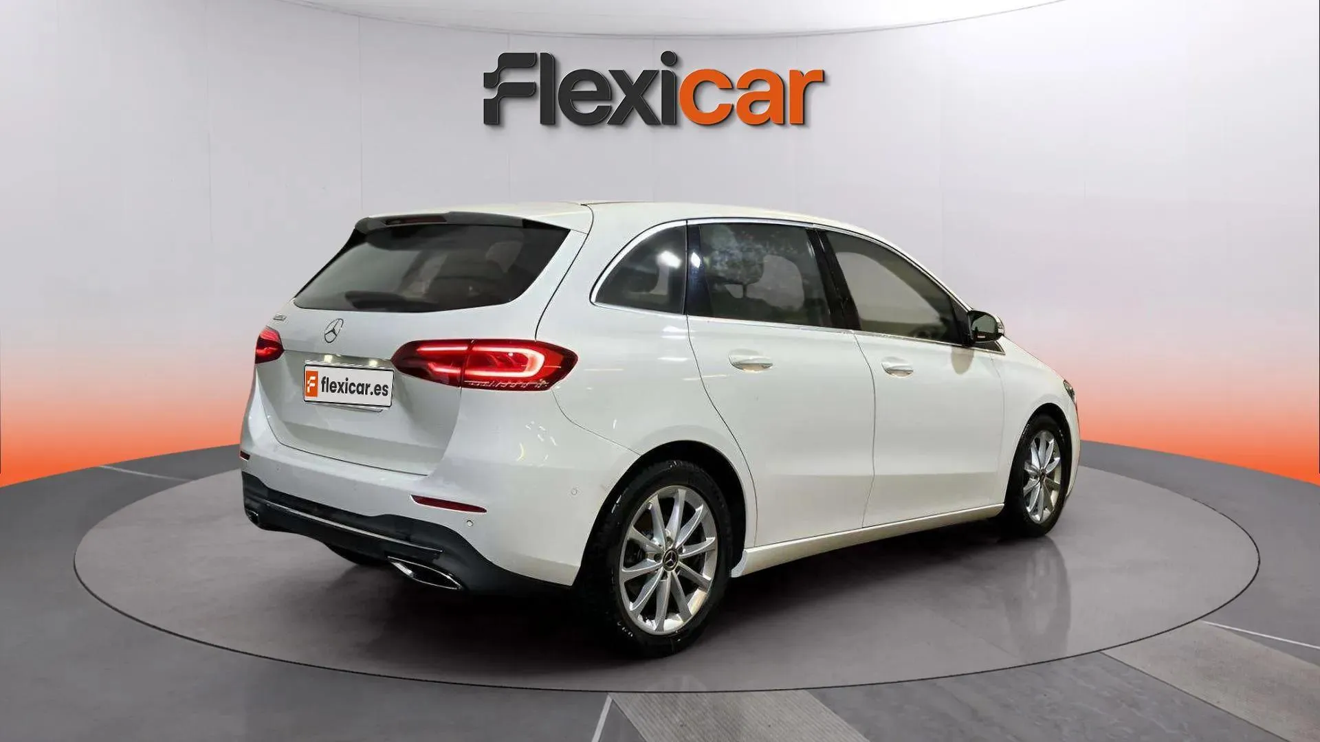 Mercedes-Benz Clase B B 180 d - foto 2