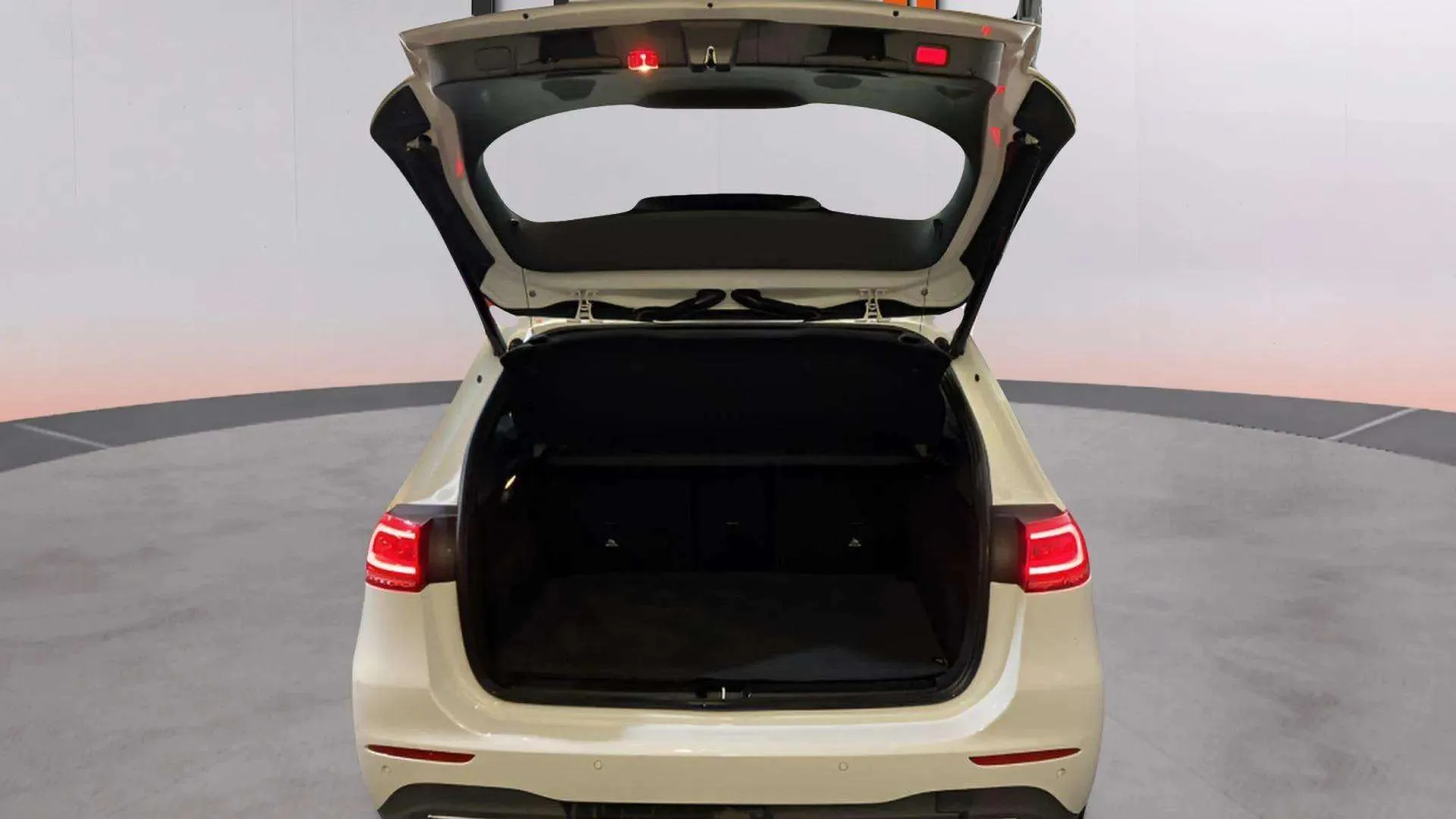 Mercedes-Benz Clase B B 180 d - foto 8