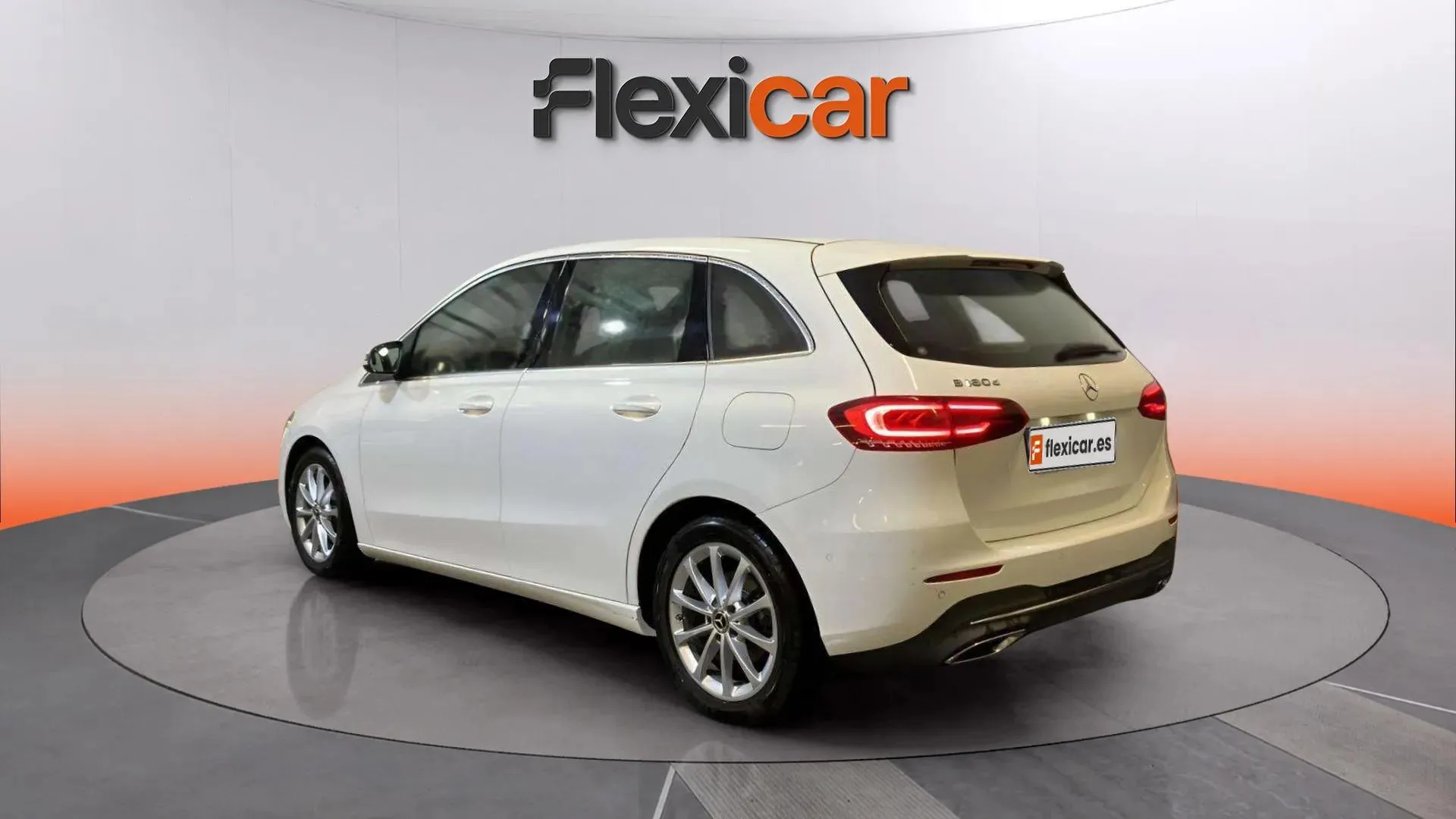 Mercedes-Benz Clase B B 180 d - foto 5