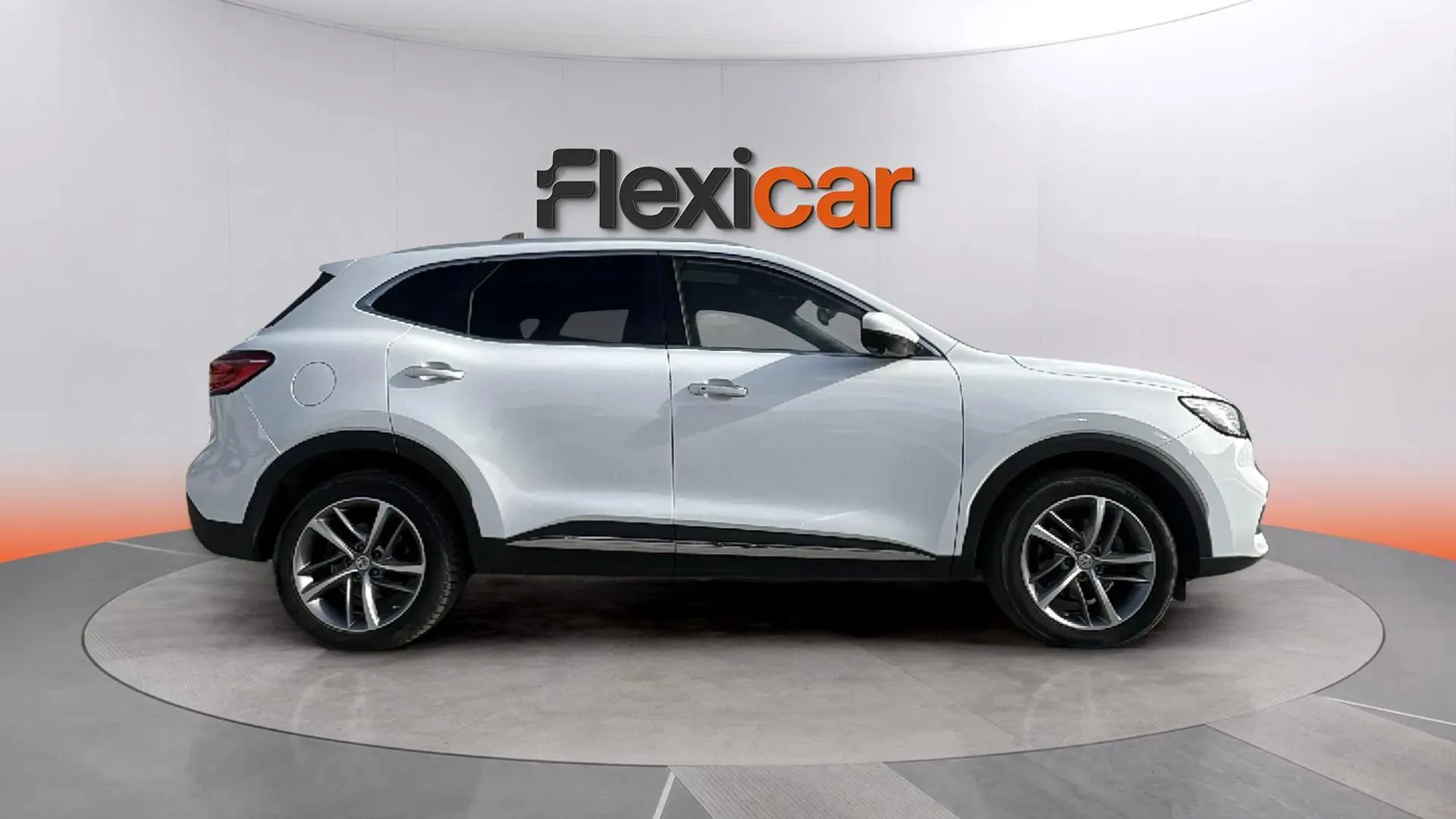 MG HS 1.5T-GDI PHEV Luxury - foto 3