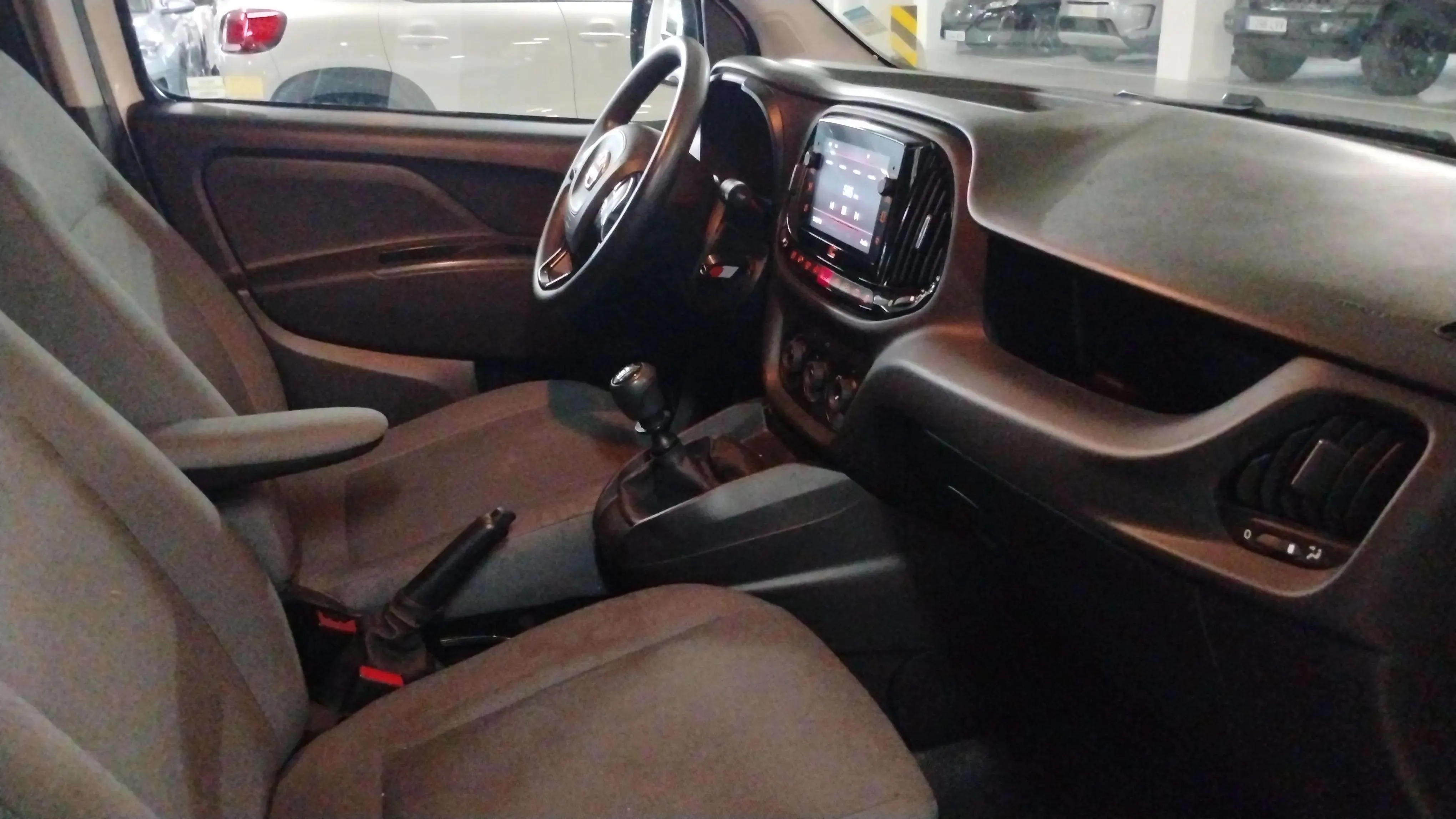 Fiat Doblò - foto 11
