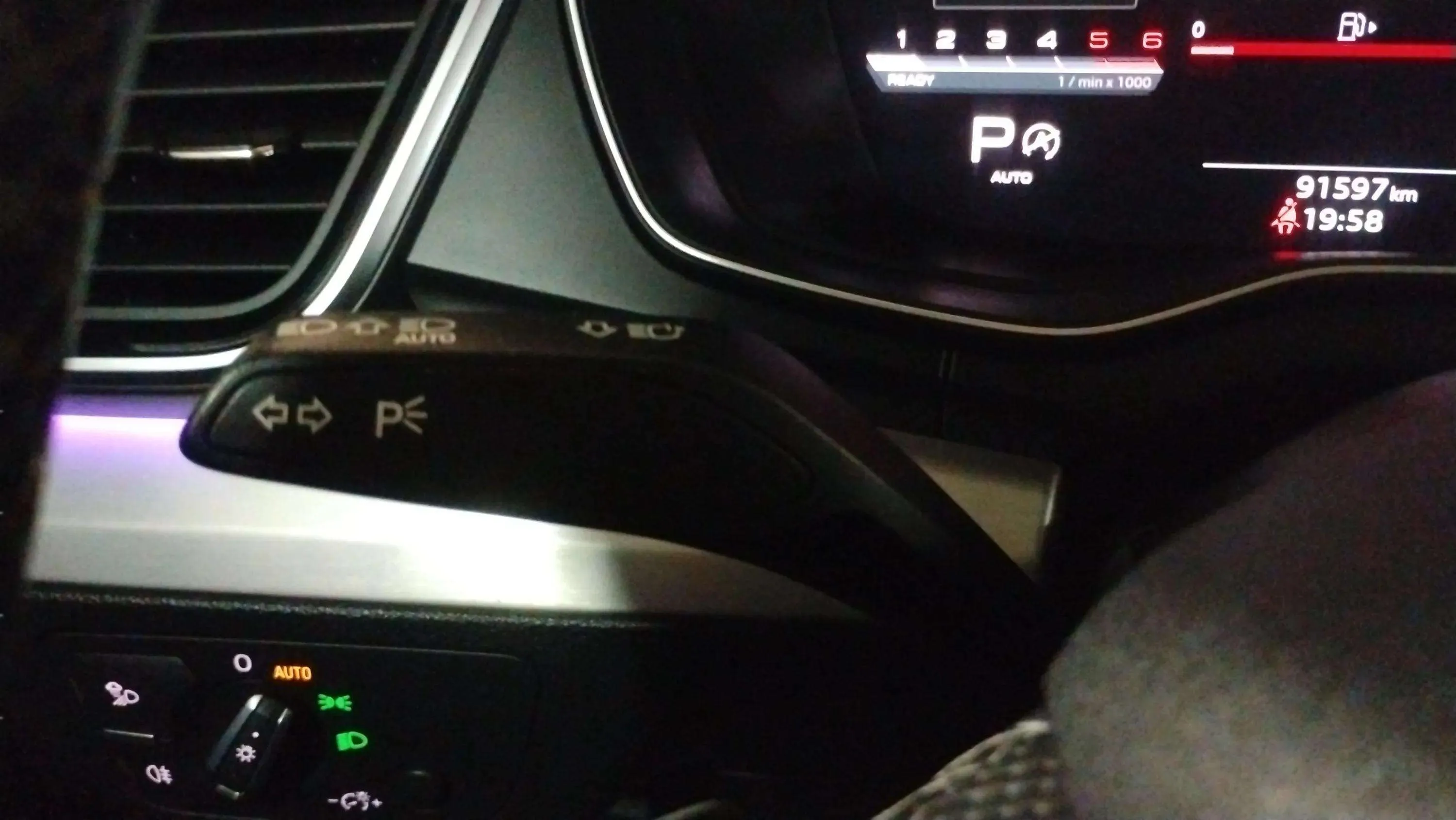Audi Q5 S line 35 TDI S tronic - foto 12