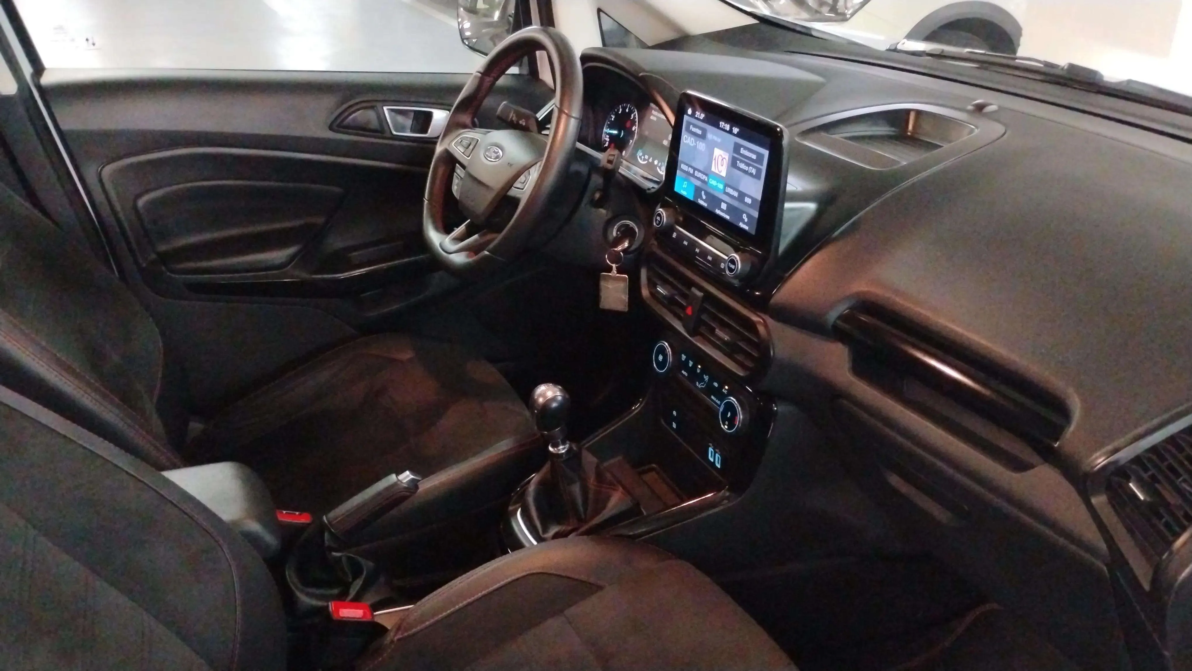 Ford EcoSport 1.0T EcoBoost Active - foto 12
