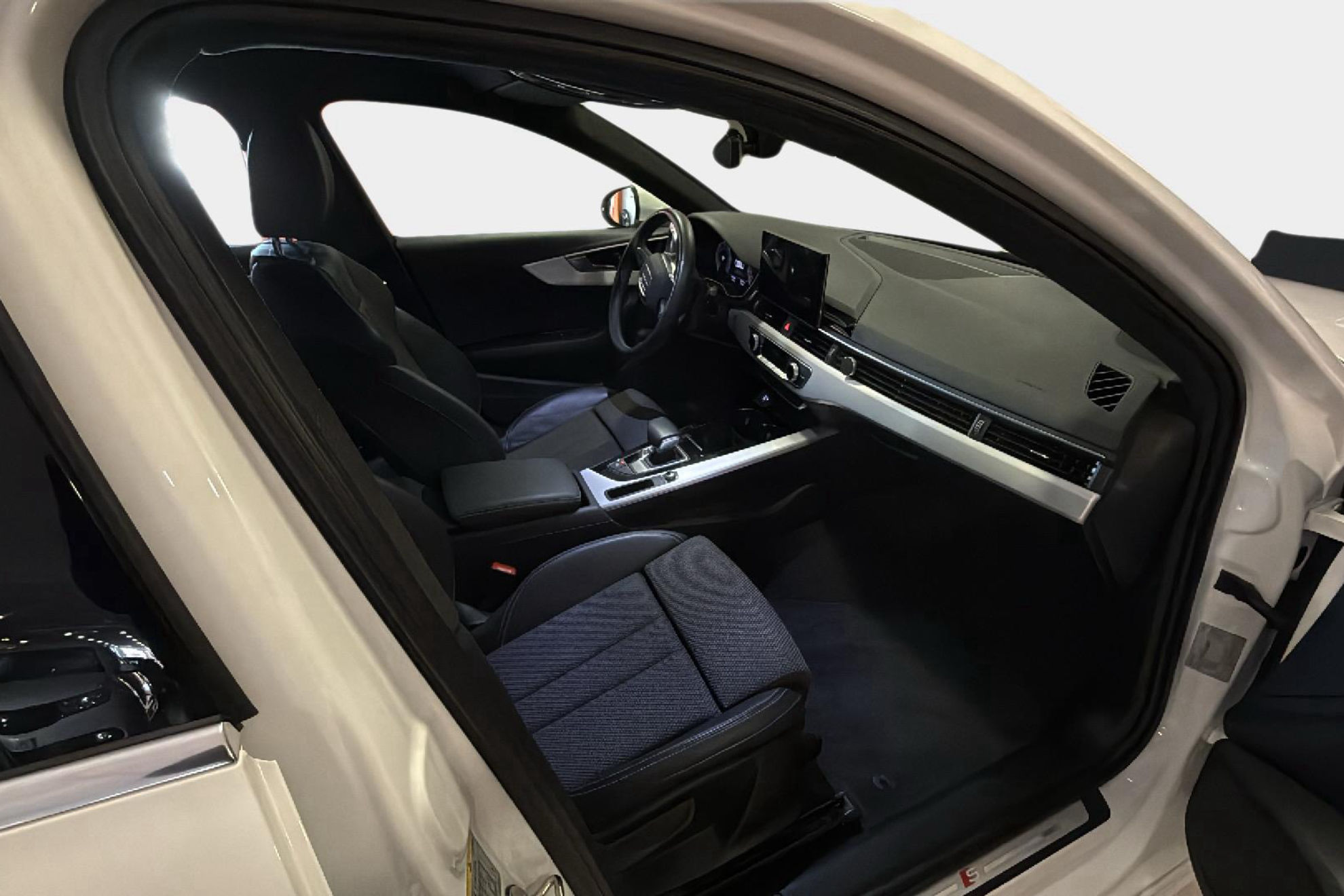 Audi A4 Advanced 35 TDI S tronic - foto 16