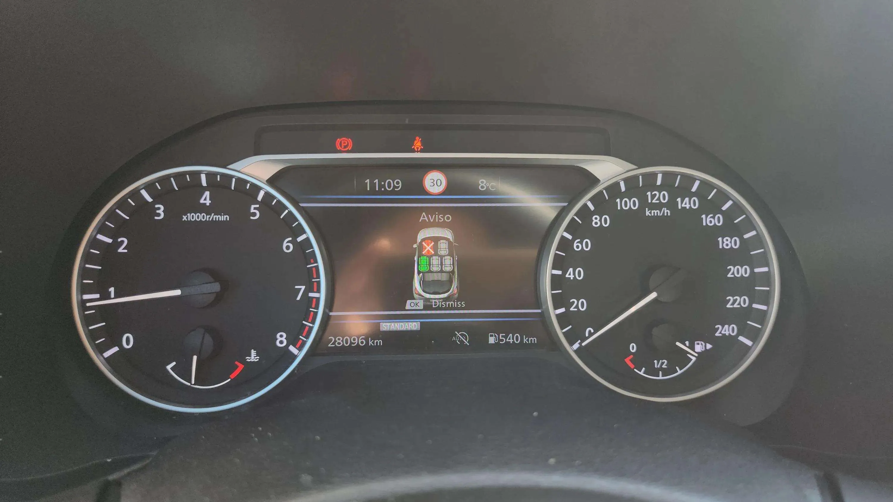 Nissan Juke DIG-T Acenta - foto 13