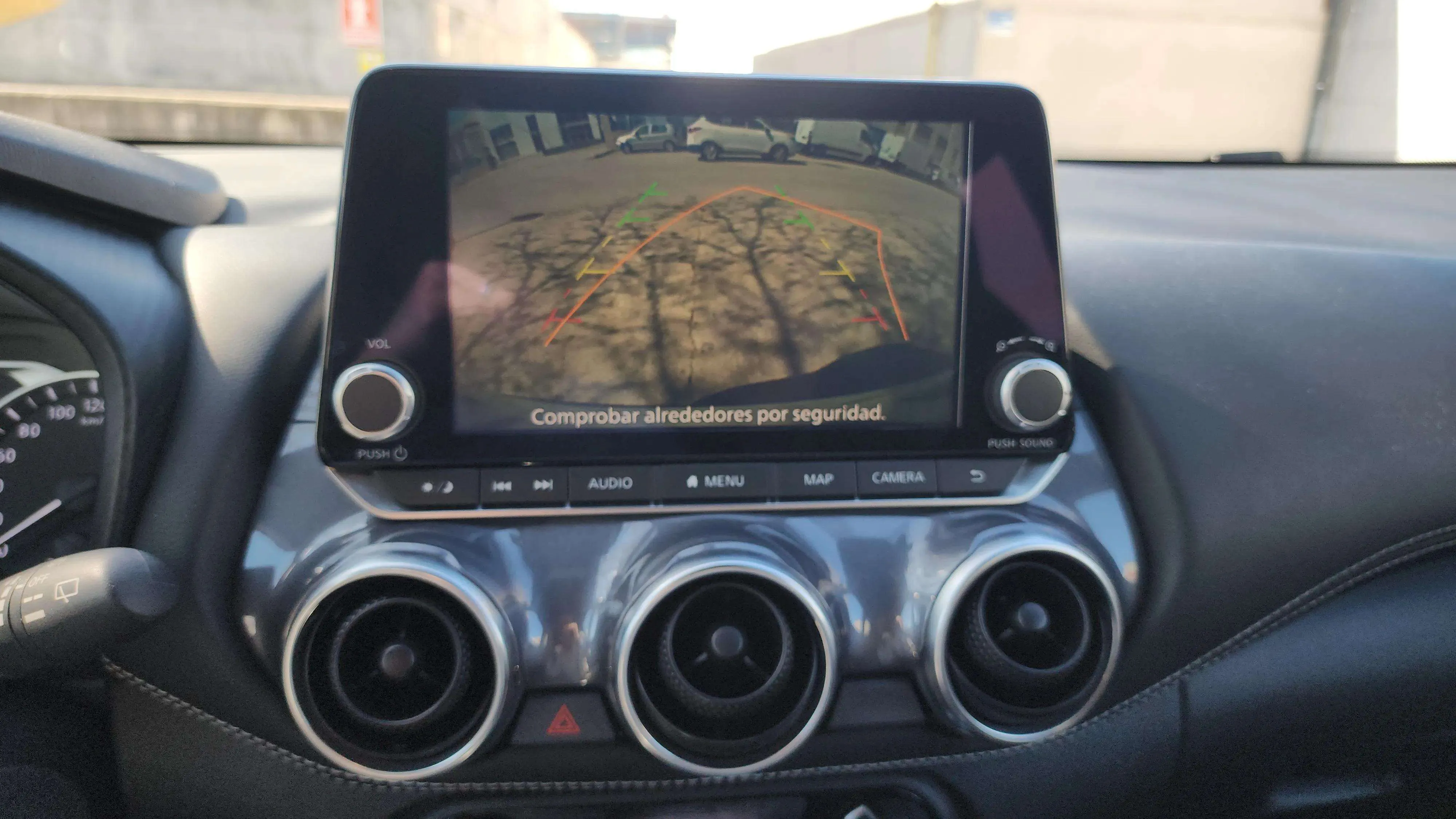 Nissan Juke DIG-T Acenta - foto 19