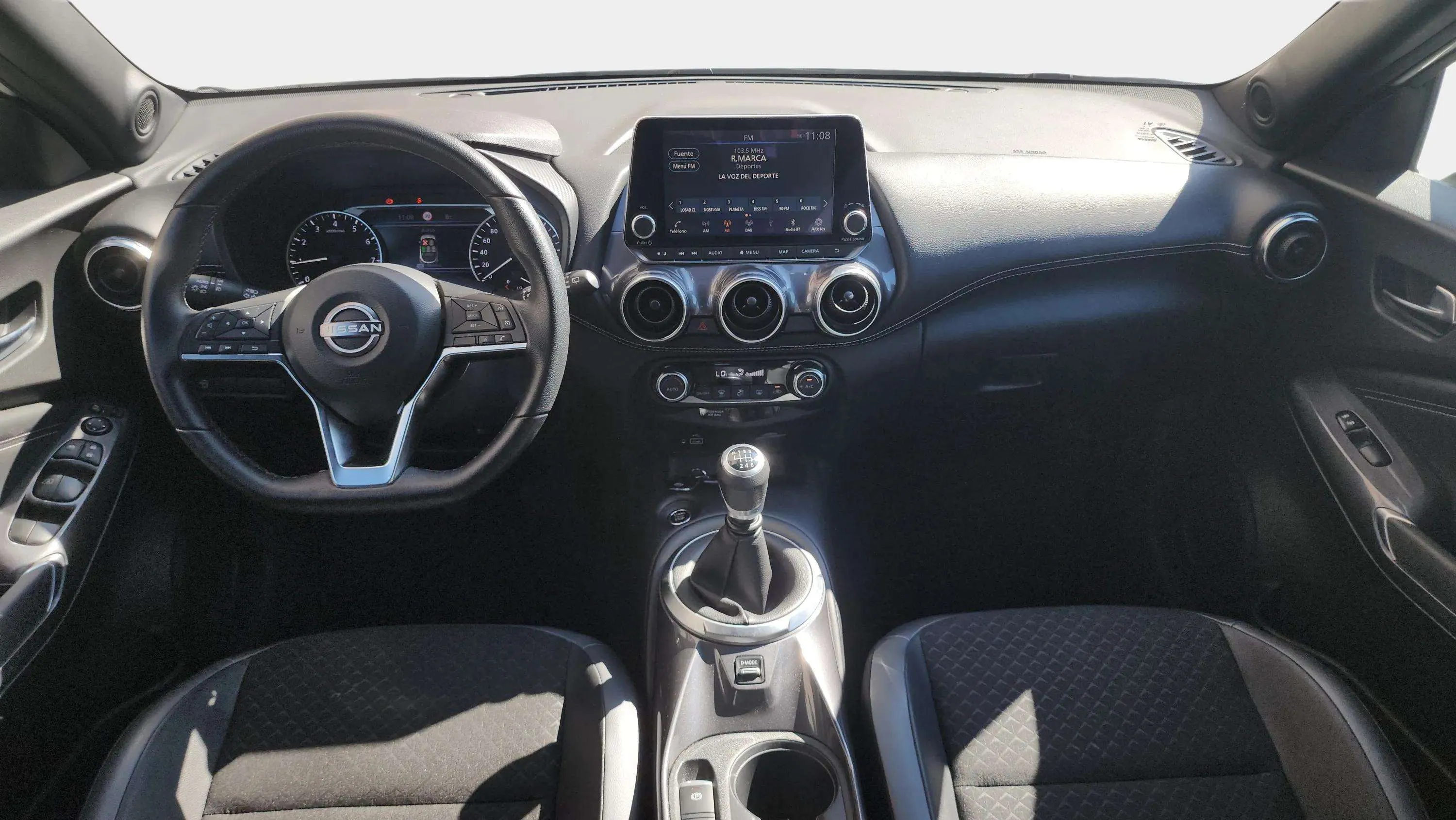 Nissan Juke DIG-T Acenta - foto 10