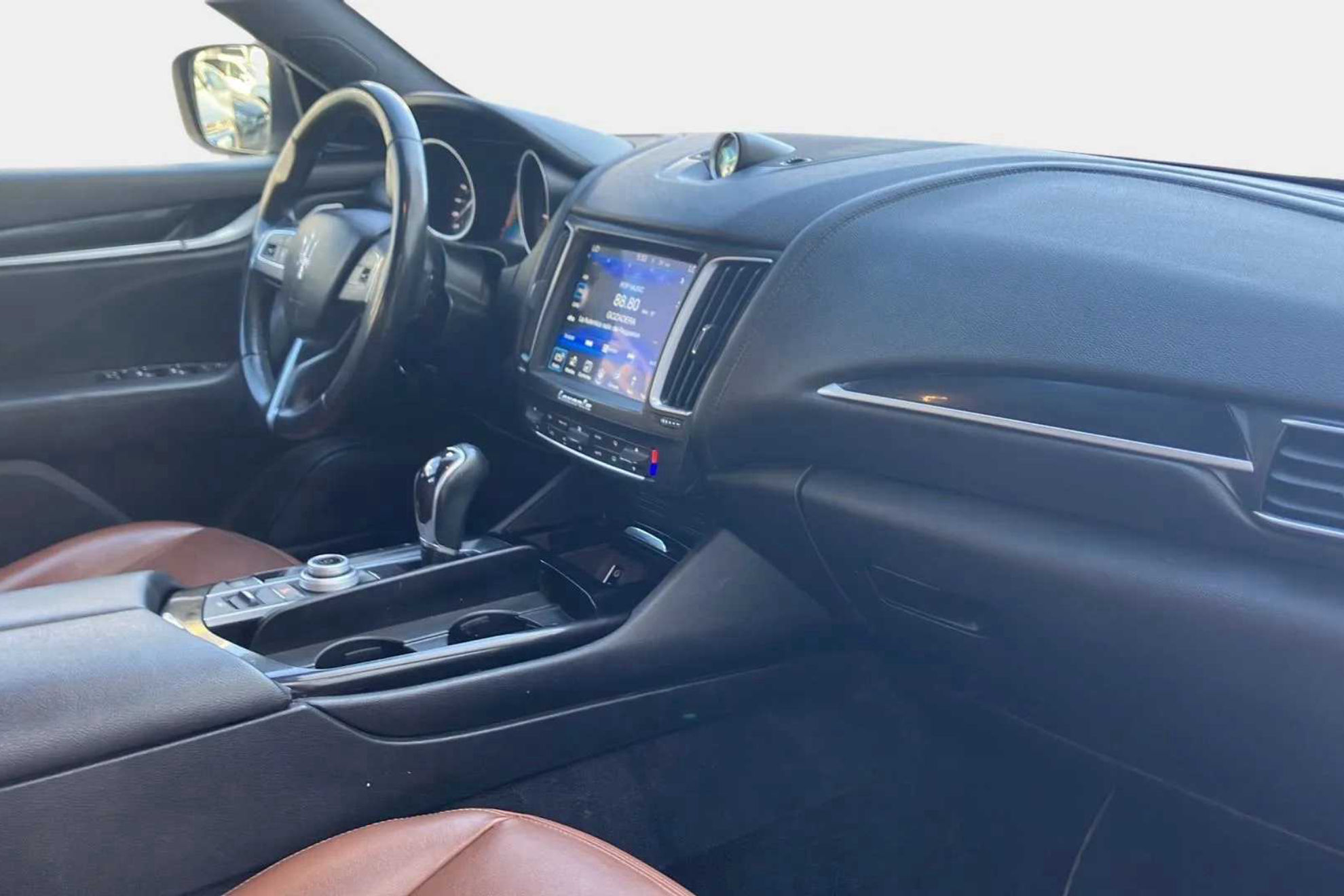 Maserati Levante Diesel - foto 15