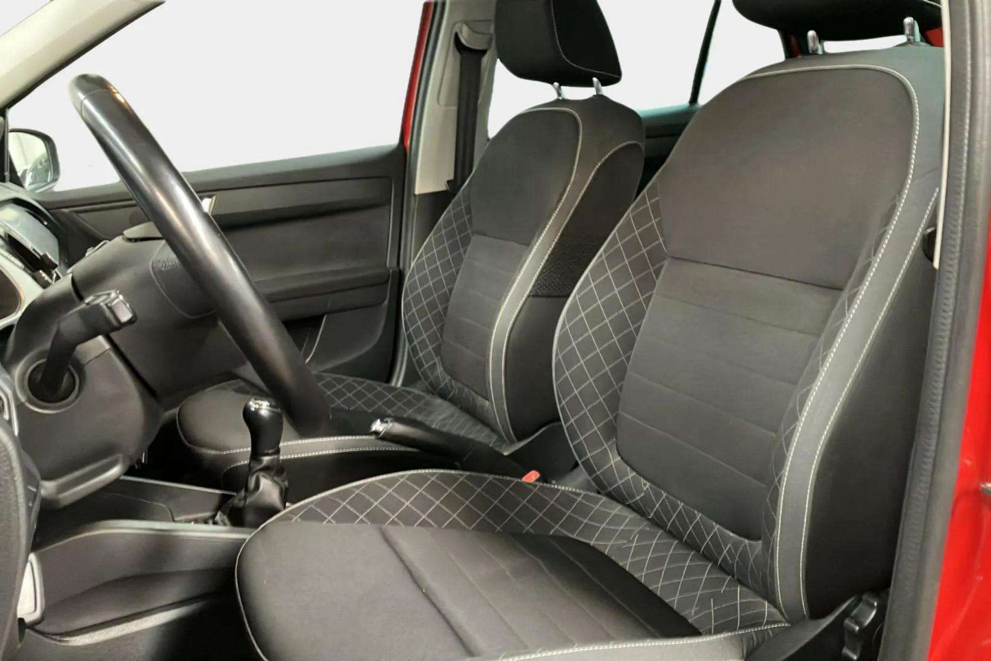 Škoda Fabia 1.0 TSI Ambition - foto 11