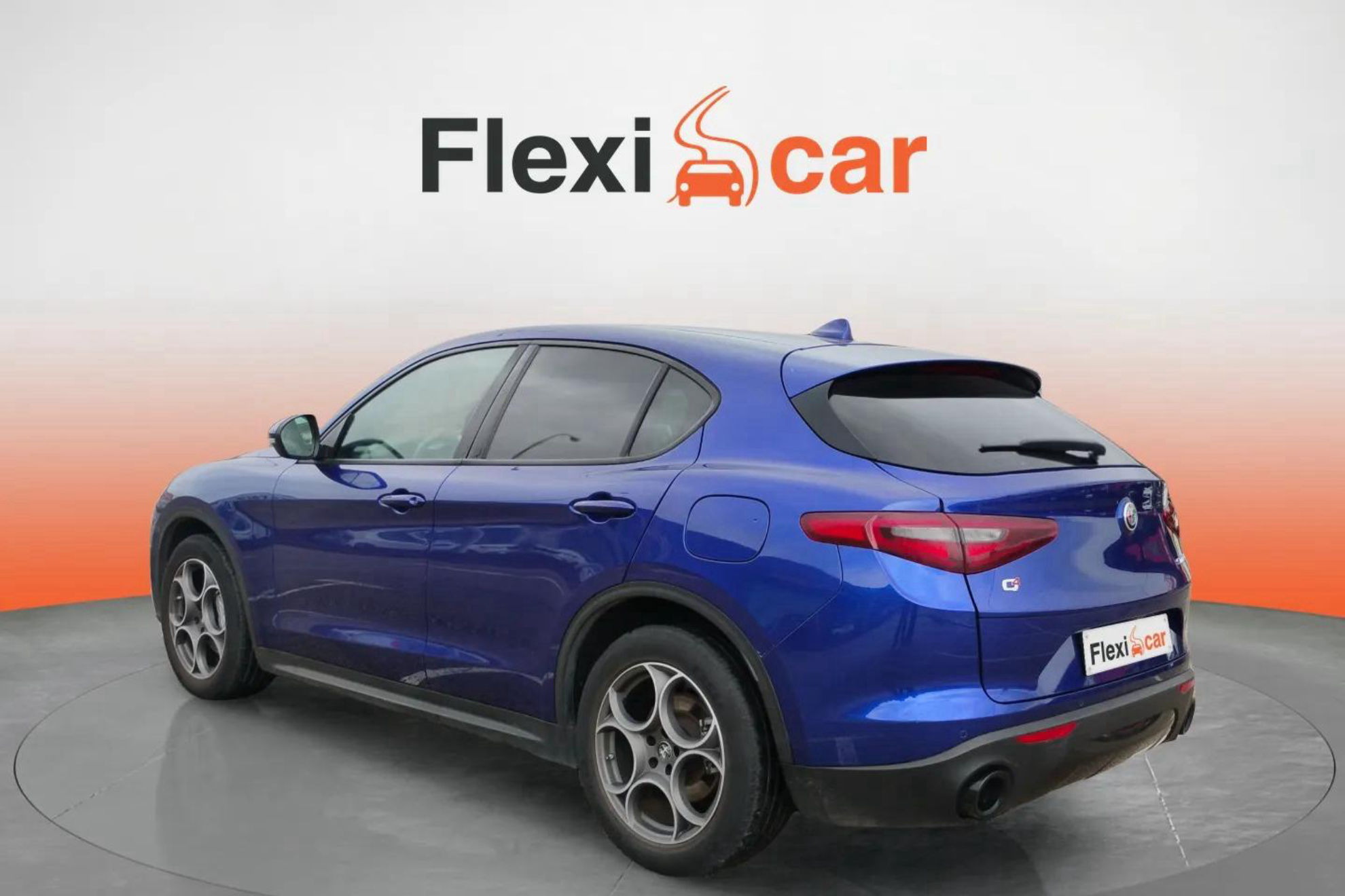 Alfa Romeo Stelvio 2.0 Gasolina Sprint Q4 - foto 8