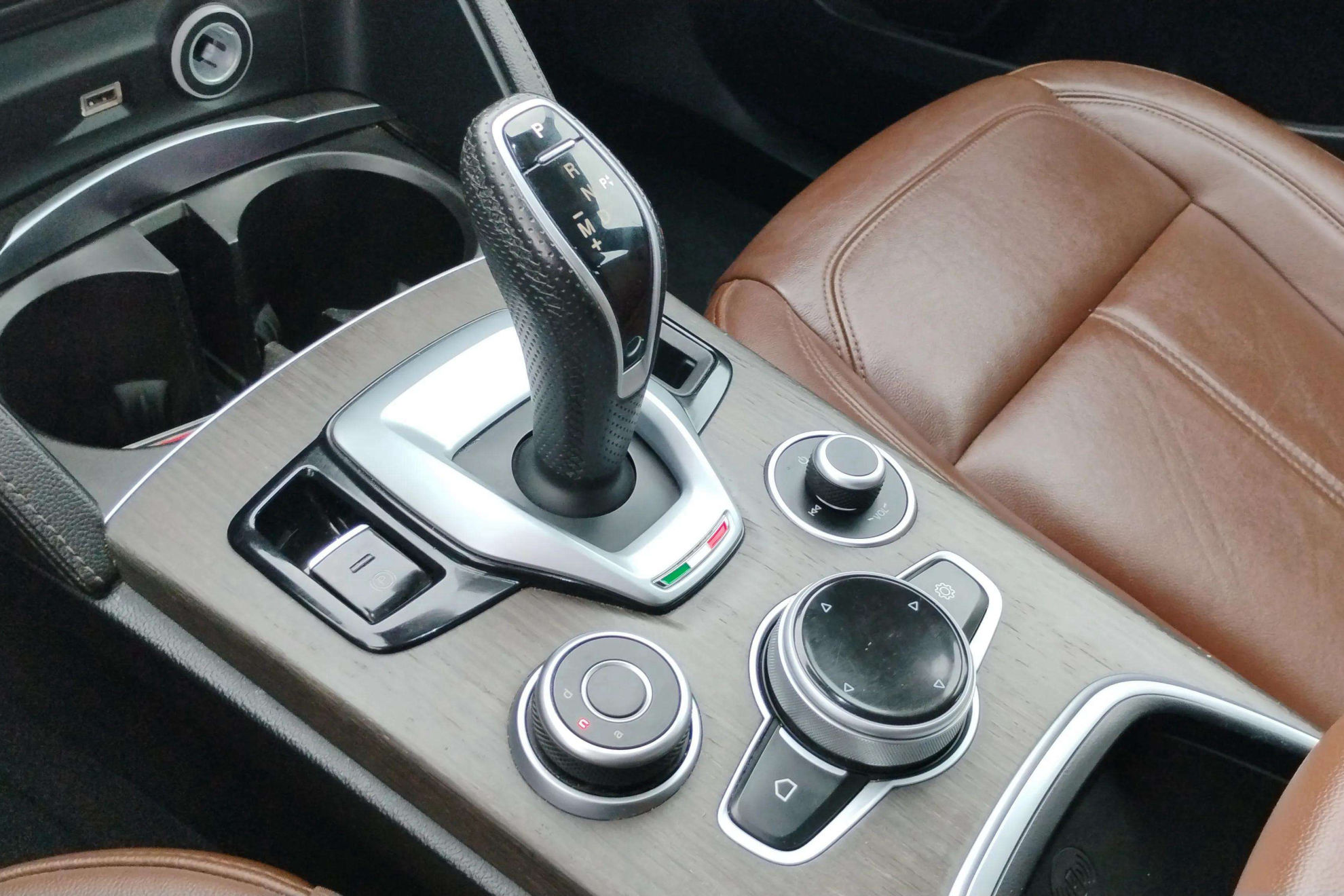 Alfa Romeo Stelvio 2.2 Diésel TI Q4 - foto 13