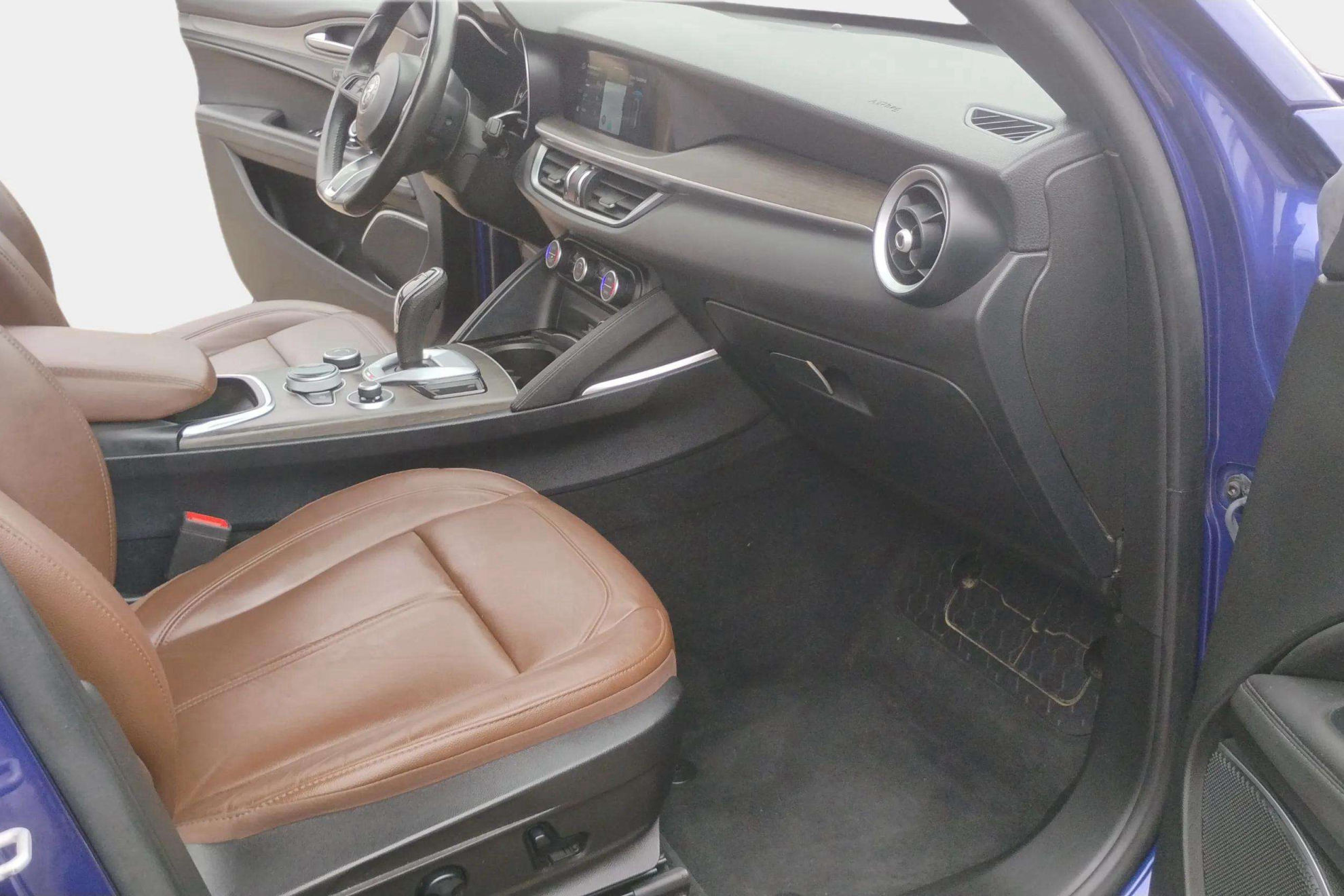 Alfa Romeo Stelvio 2.2 Diésel TI Q4 - foto 17