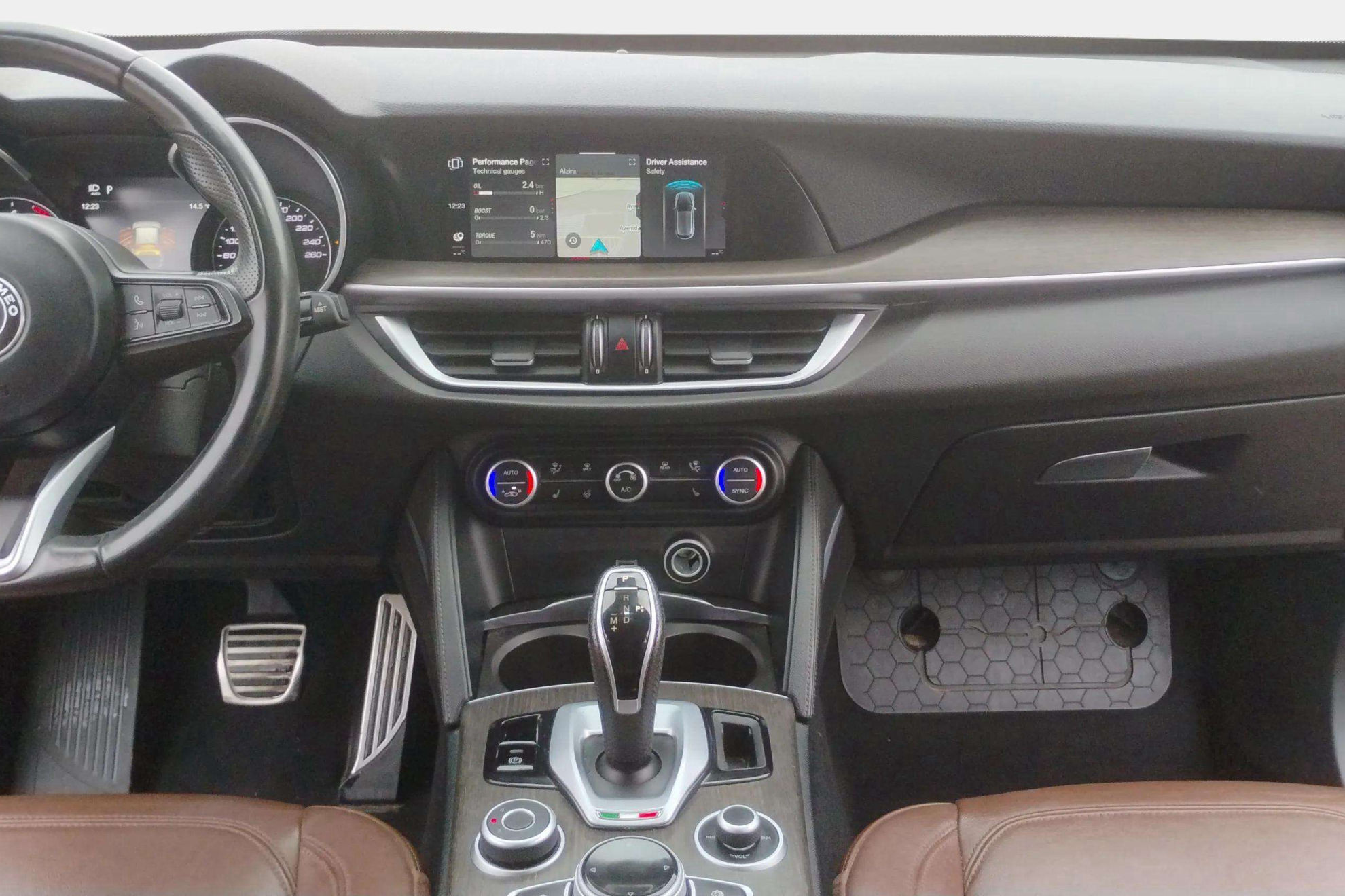 Alfa Romeo Stelvio 2.2 Diésel TI Q4 - foto 9