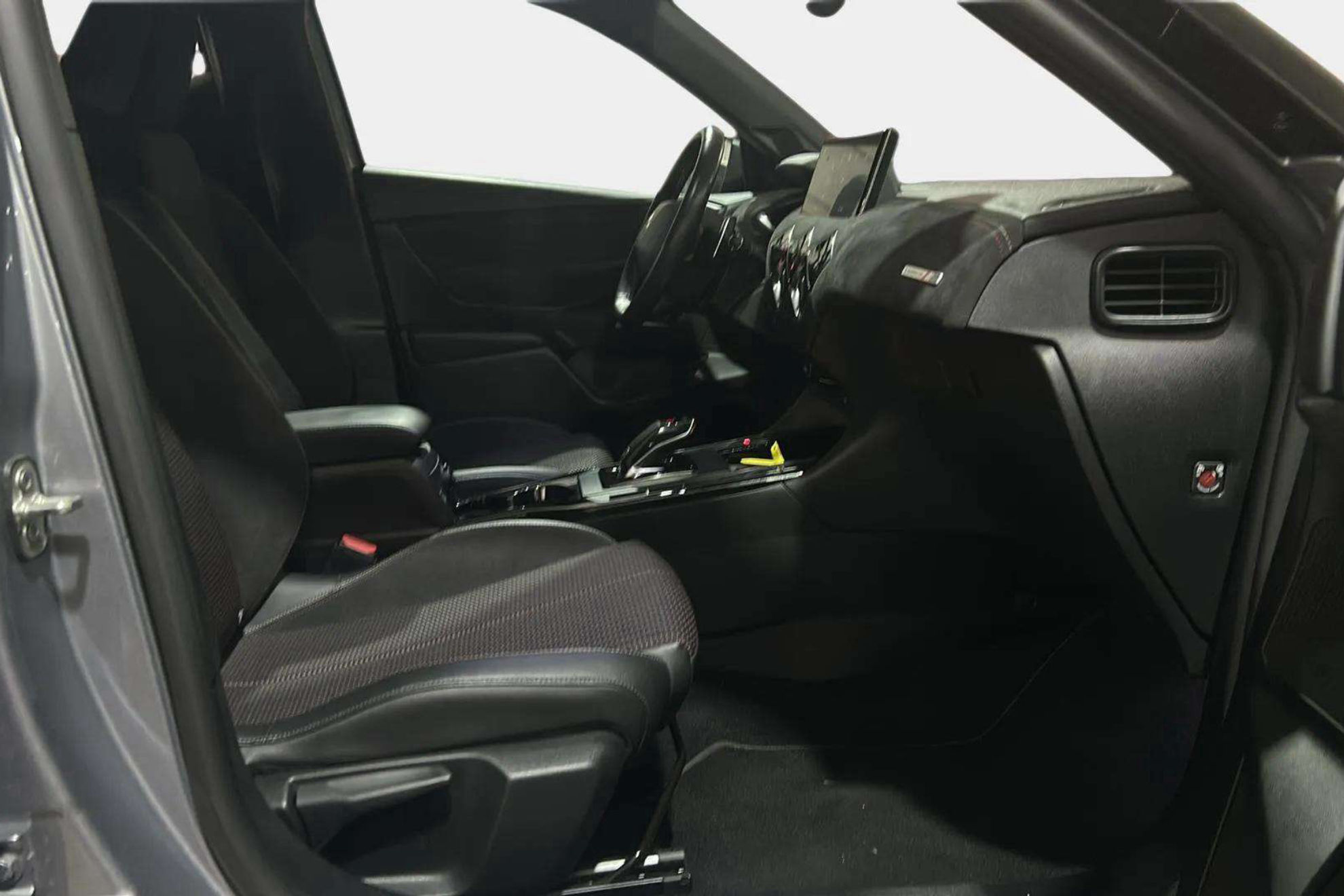 DS DS 3 Crossback PureTech Performance Line+ - foto 11
