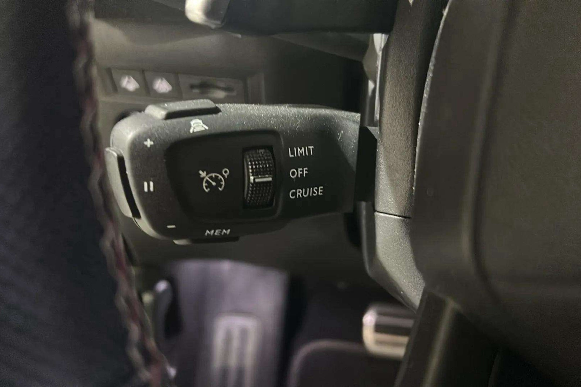 DS DS 3 Crossback PureTech Performance Line+ - foto 22