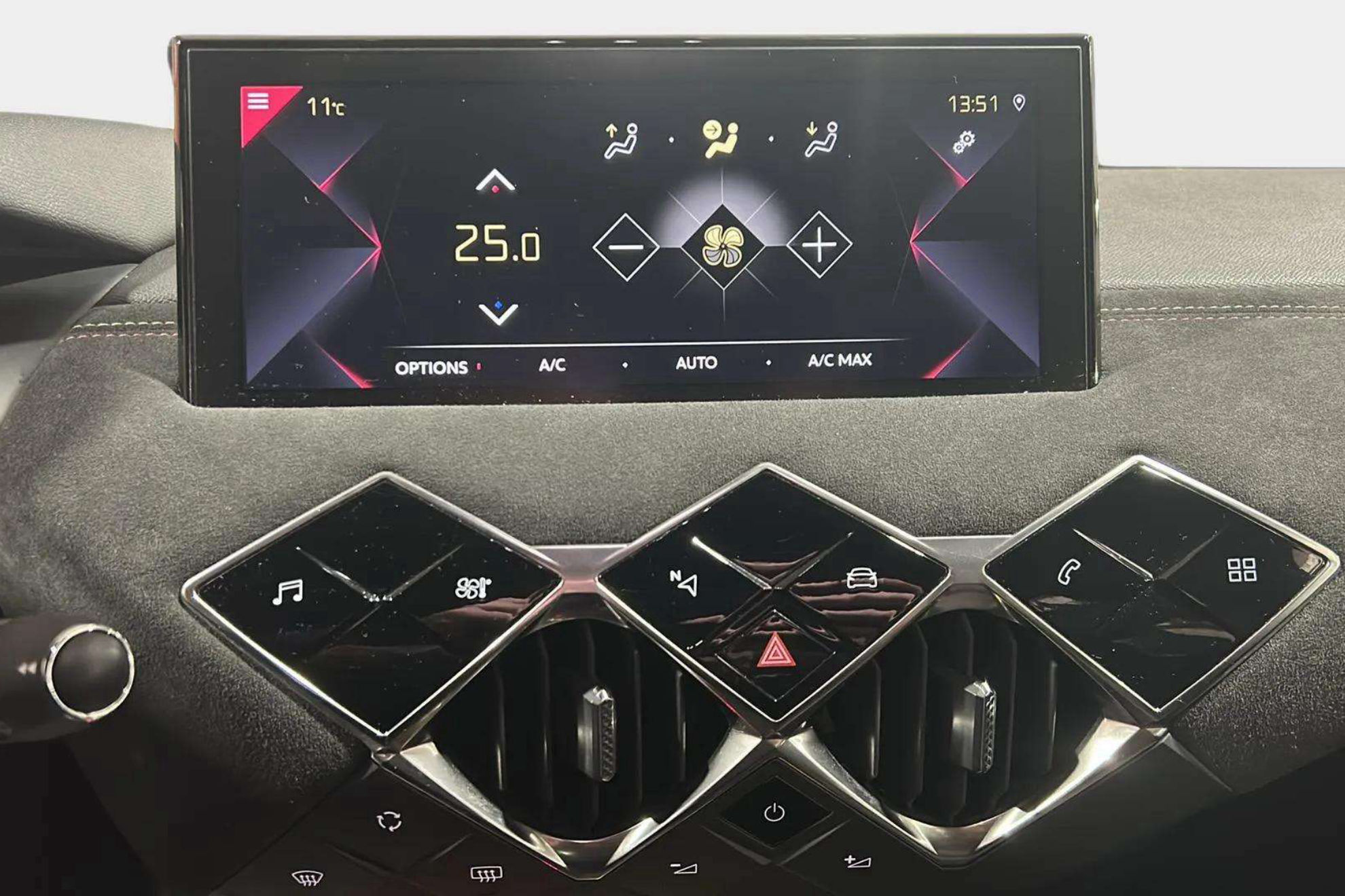 DS DS 3 Crossback PureTech Performance Line+ - foto 17