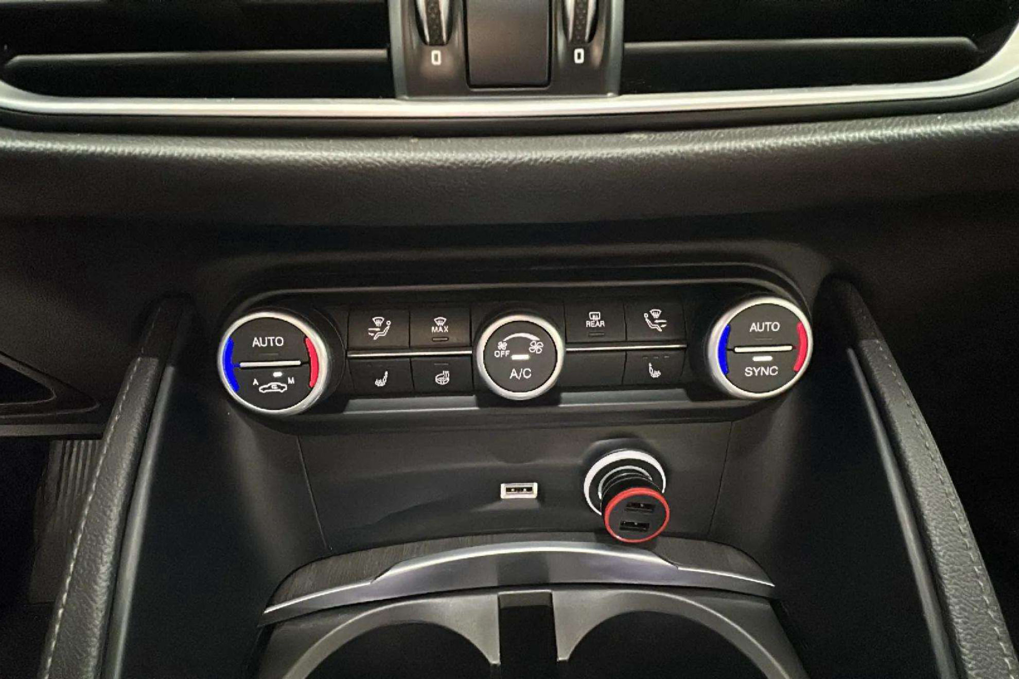 Alfa Romeo Stelvio 2.2 Diésel TI Q4 - foto 16