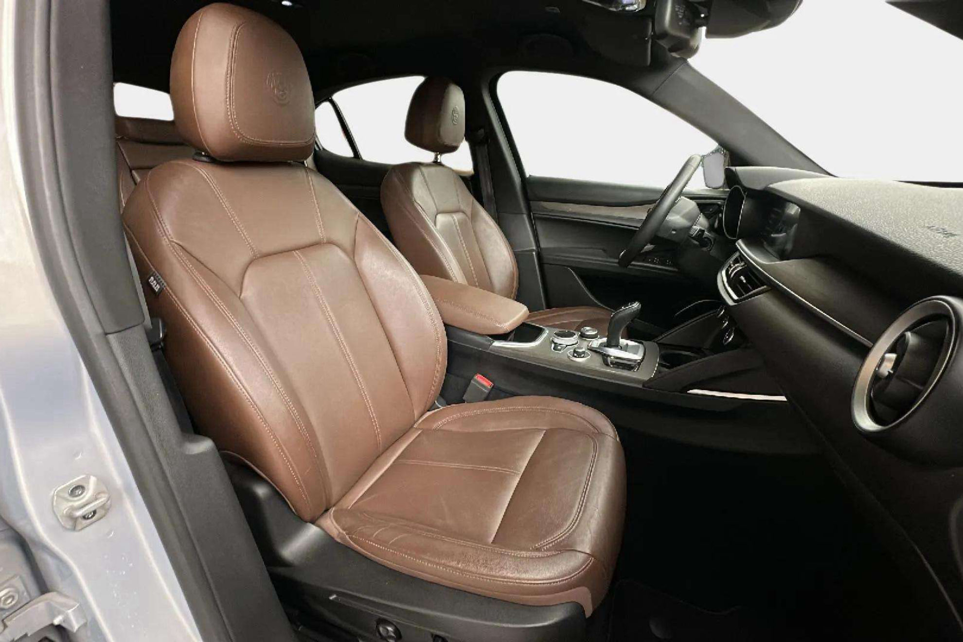 Alfa Romeo Stelvio 2.2 Diésel TI Q4 - foto 13