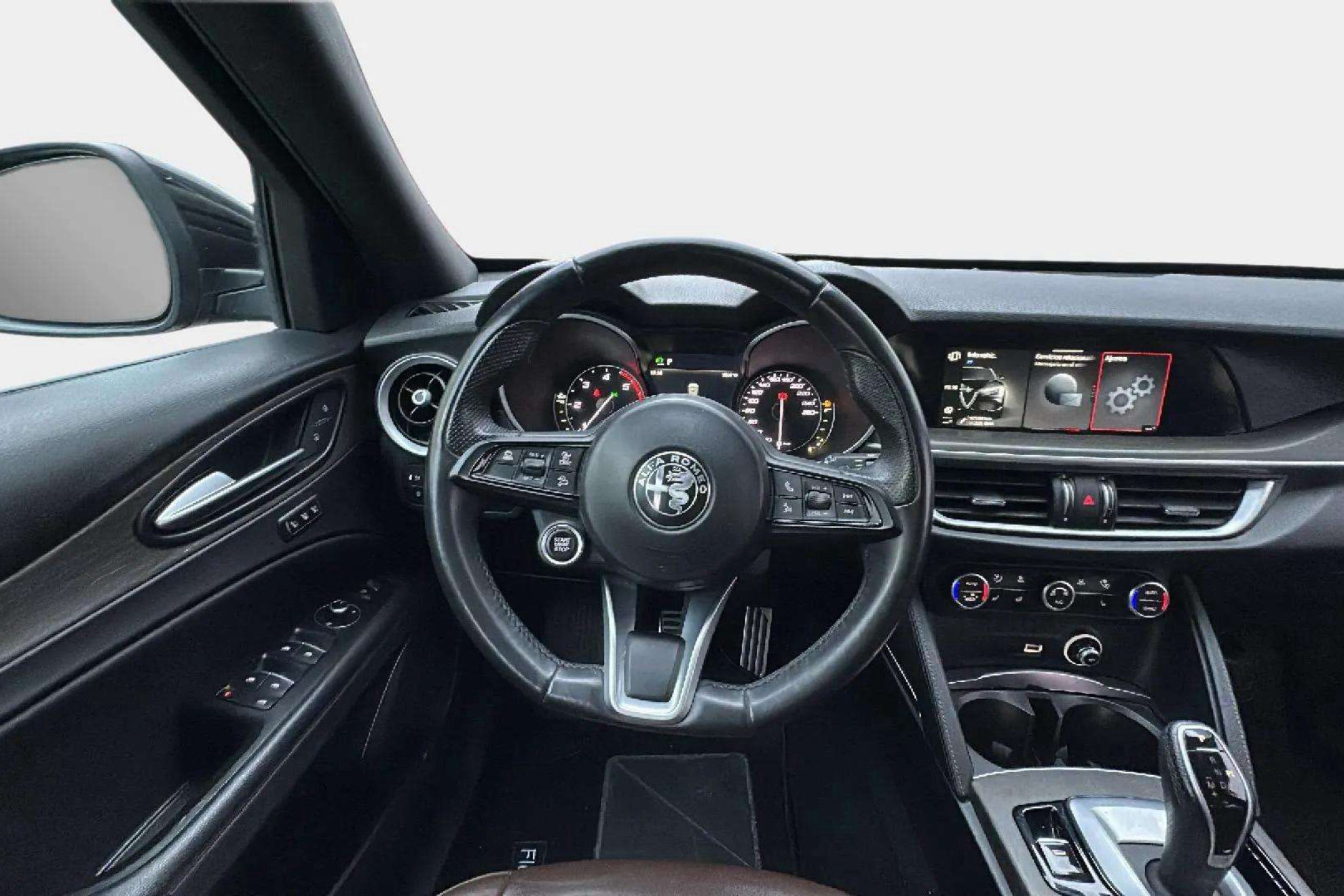 Alfa Romeo Stelvio 2.2 Diésel Veloce Q4 - foto 13
