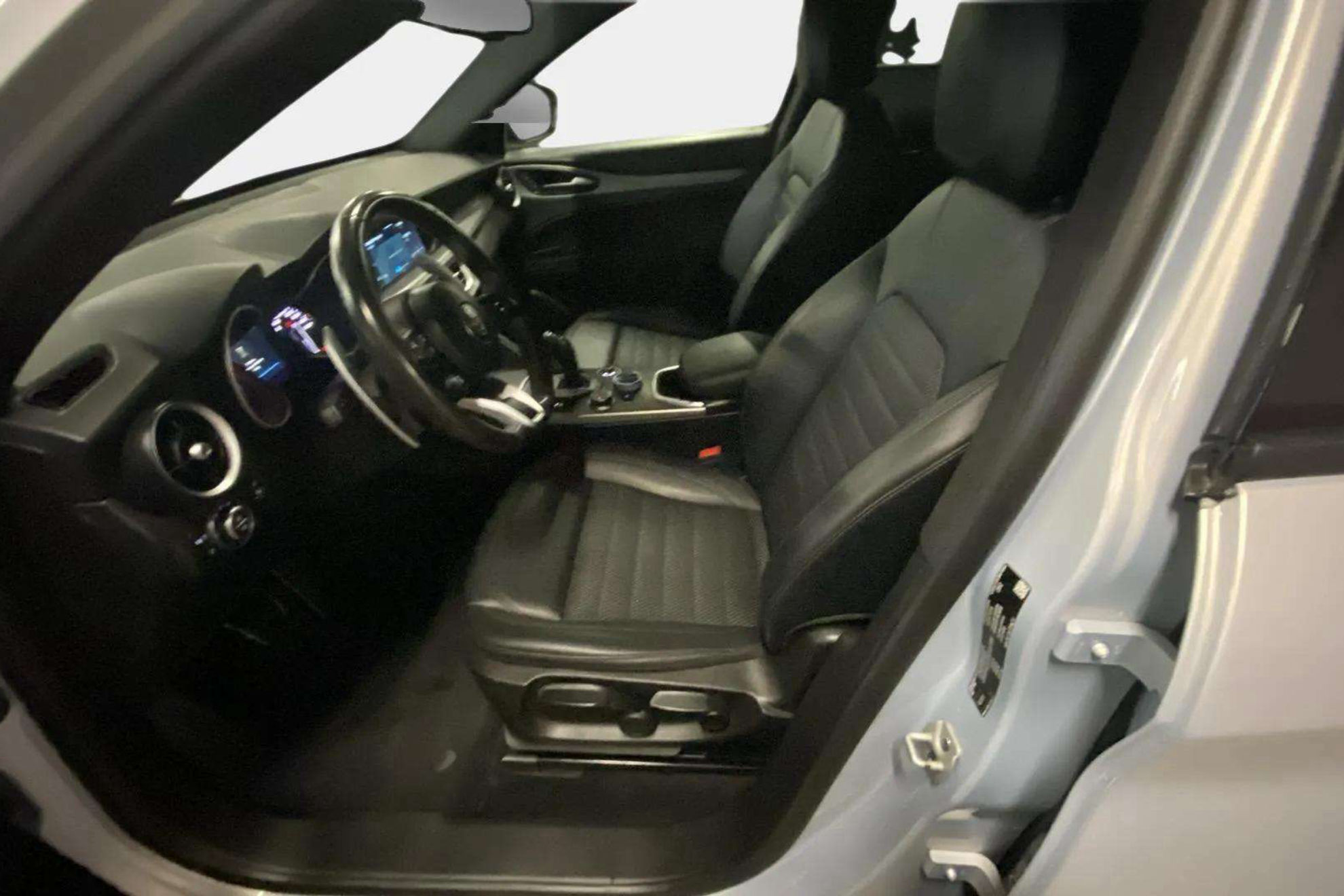 Alfa Romeo Stelvio 2.2 Diesel Sprint RWD - foto 13