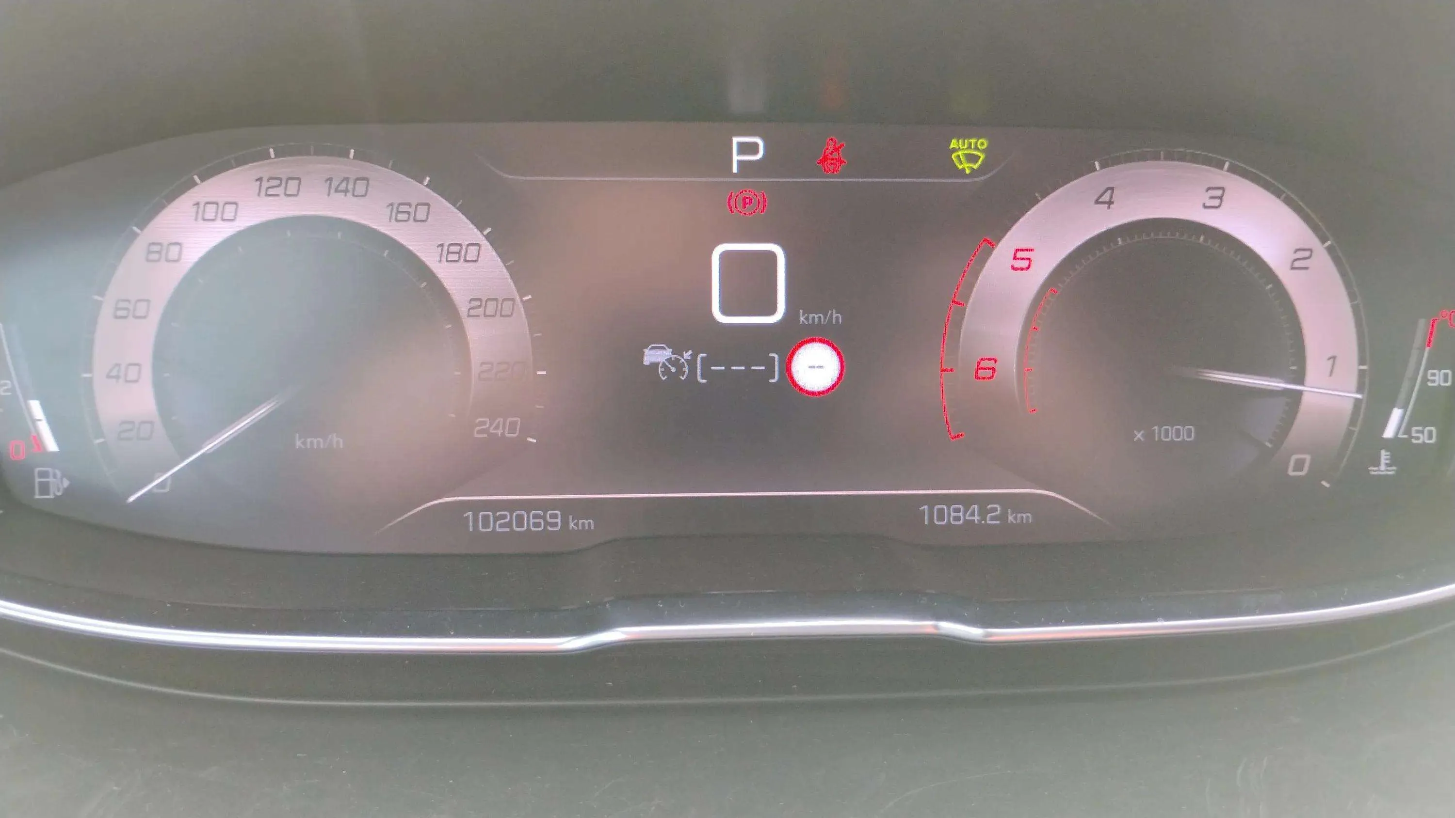 Peugeot 3008 1.5 BlueHDi GT Pack EAT8 - foto 12