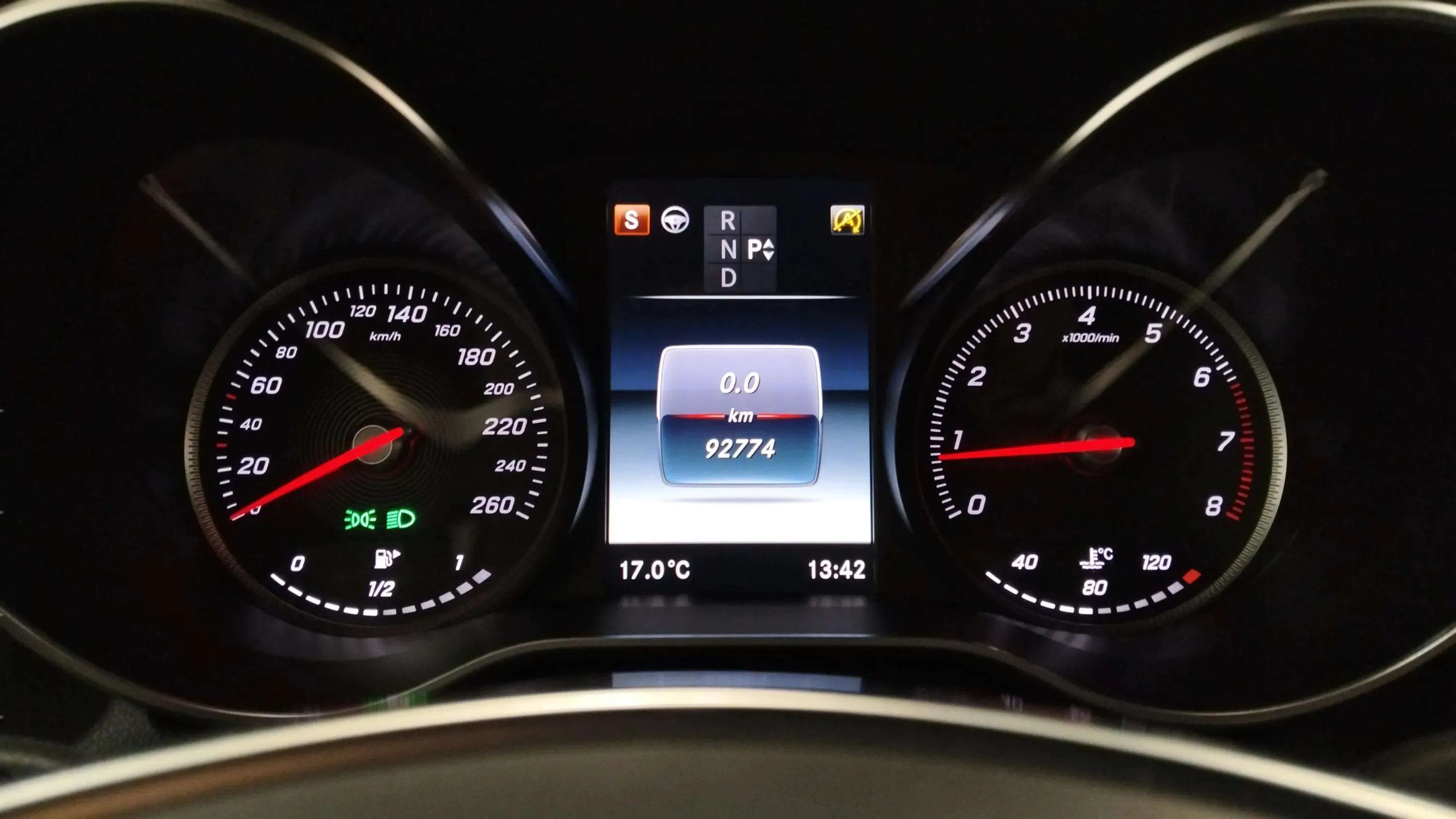 Mercedes-Benz GLC 250 4MATIC - foto 10