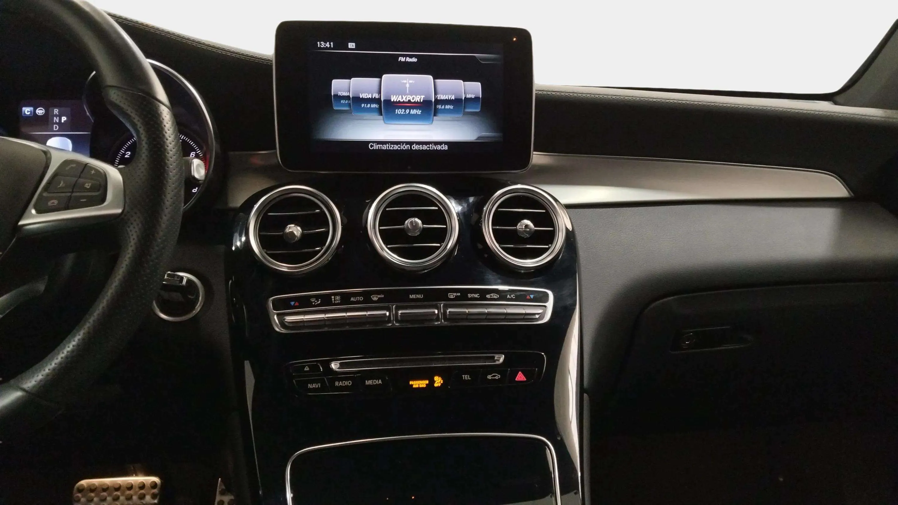 Mercedes-Benz GLC 250 4MATIC - foto 8