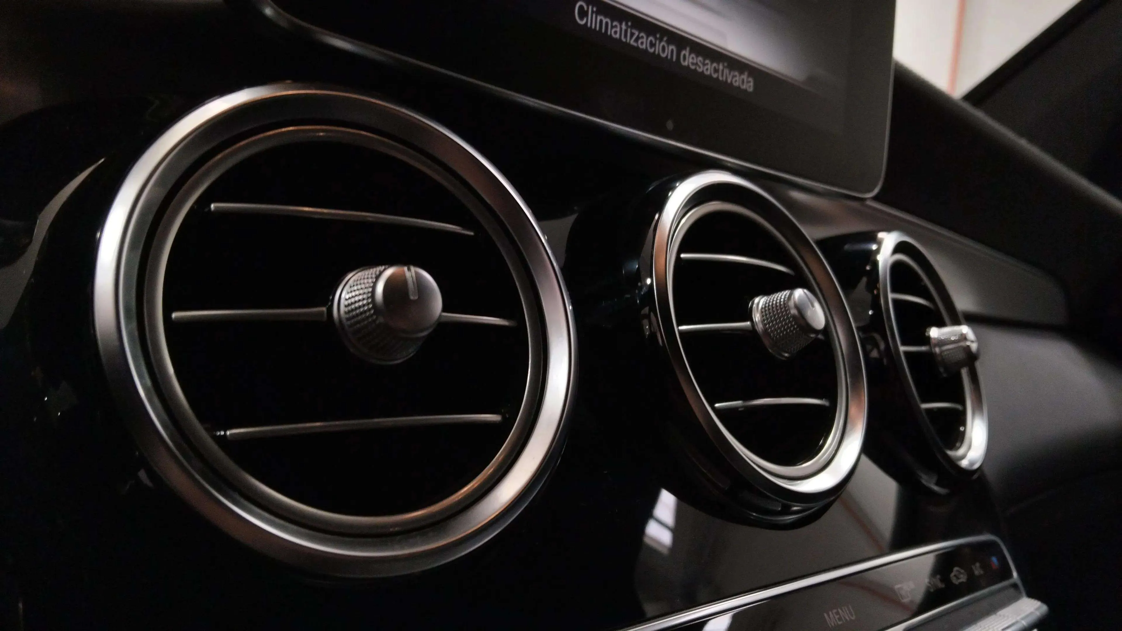 Mercedes-Benz GLC 250 4MATIC - foto 25