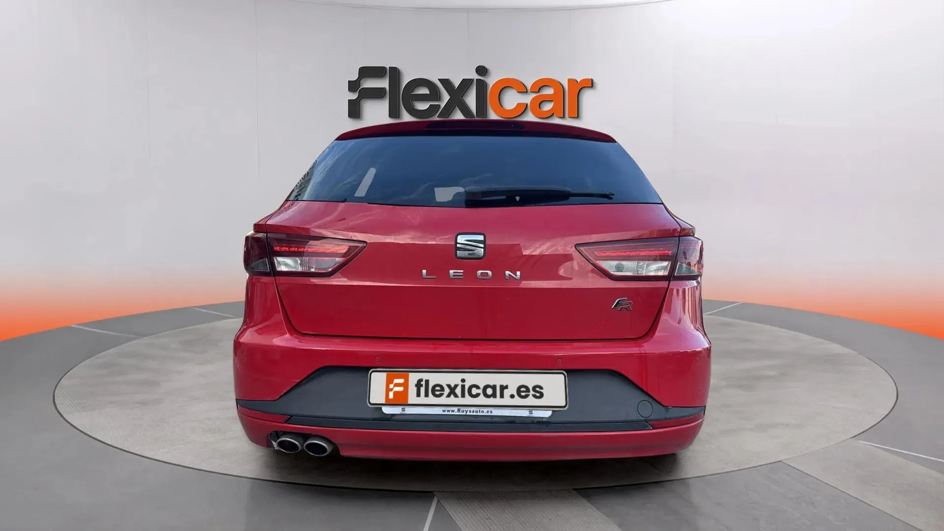 SEAT León ST 2.0 TDI DSG-6 FR - foto 6
