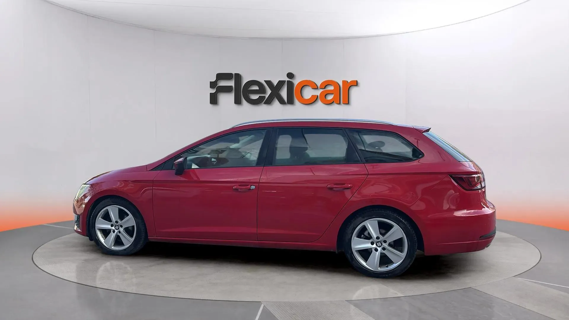 SEAT León ST 2.0 TDI DSG-6 FR - foto 4