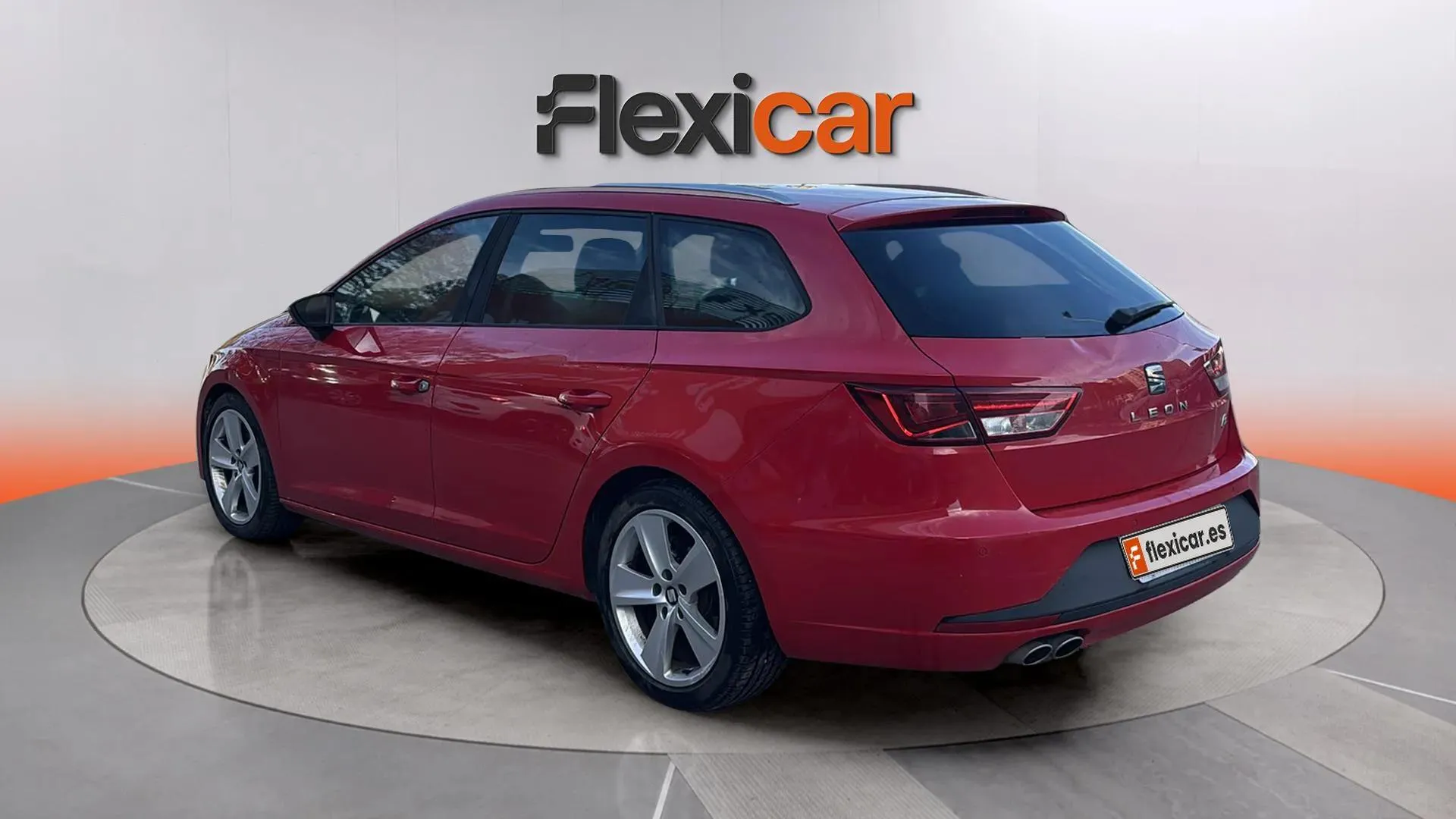 SEAT León ST 2.0 TDI DSG-6 FR - foto 5
