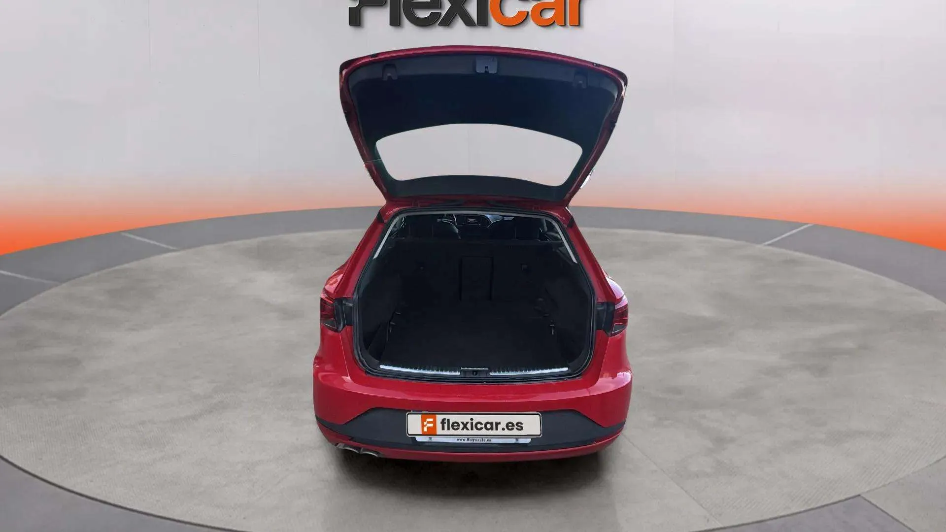 SEAT León ST 2.0 TDI DSG-6 FR - foto 9