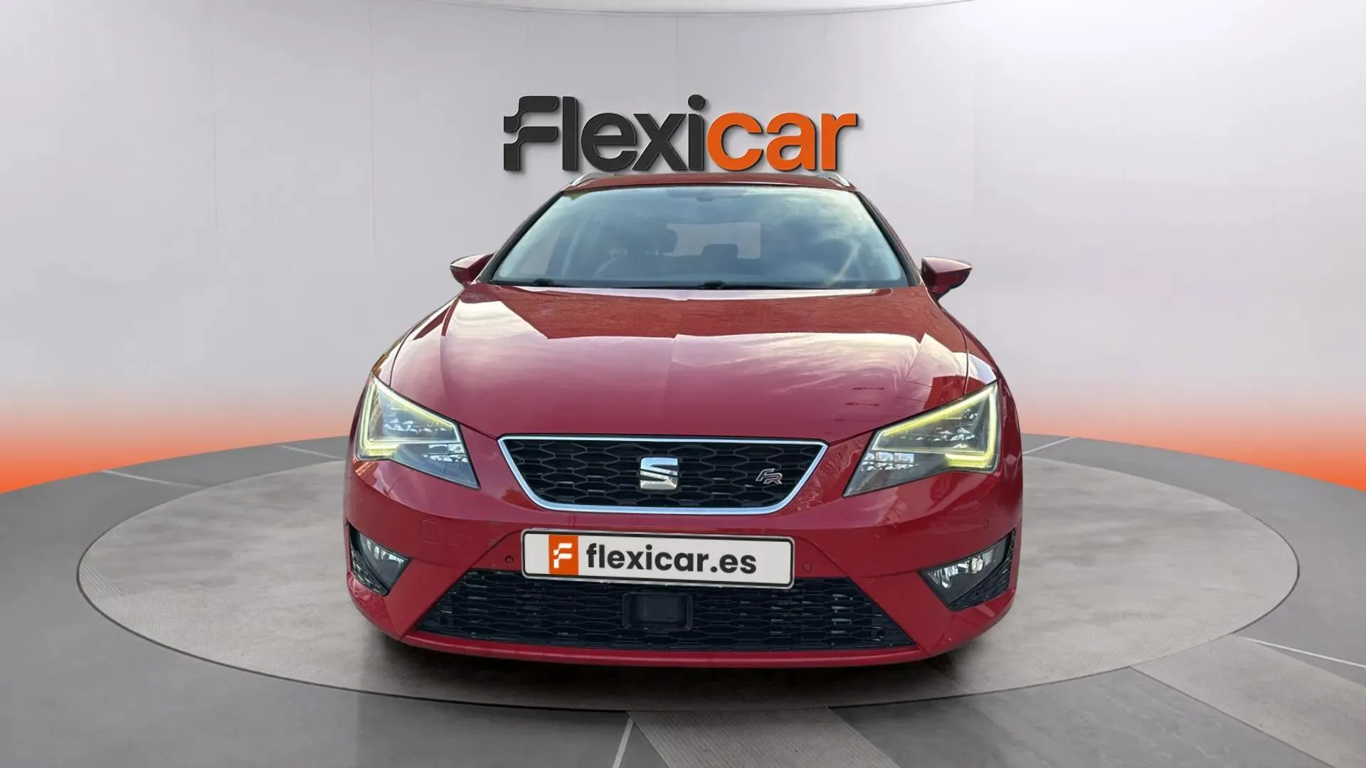 SEAT León ST 2.0 TDI DSG-6 FR - foto 2