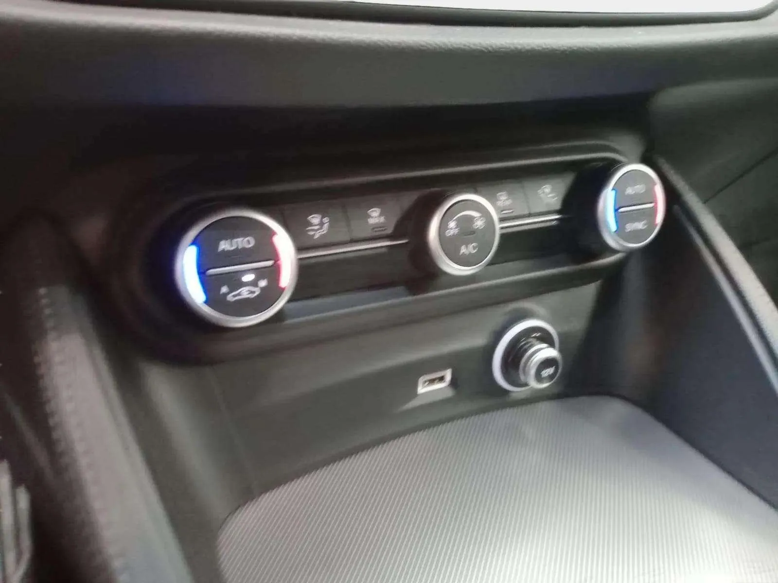 Alfa Romeo Stelvio 2.2 Diesel Sprint RWD - foto 11