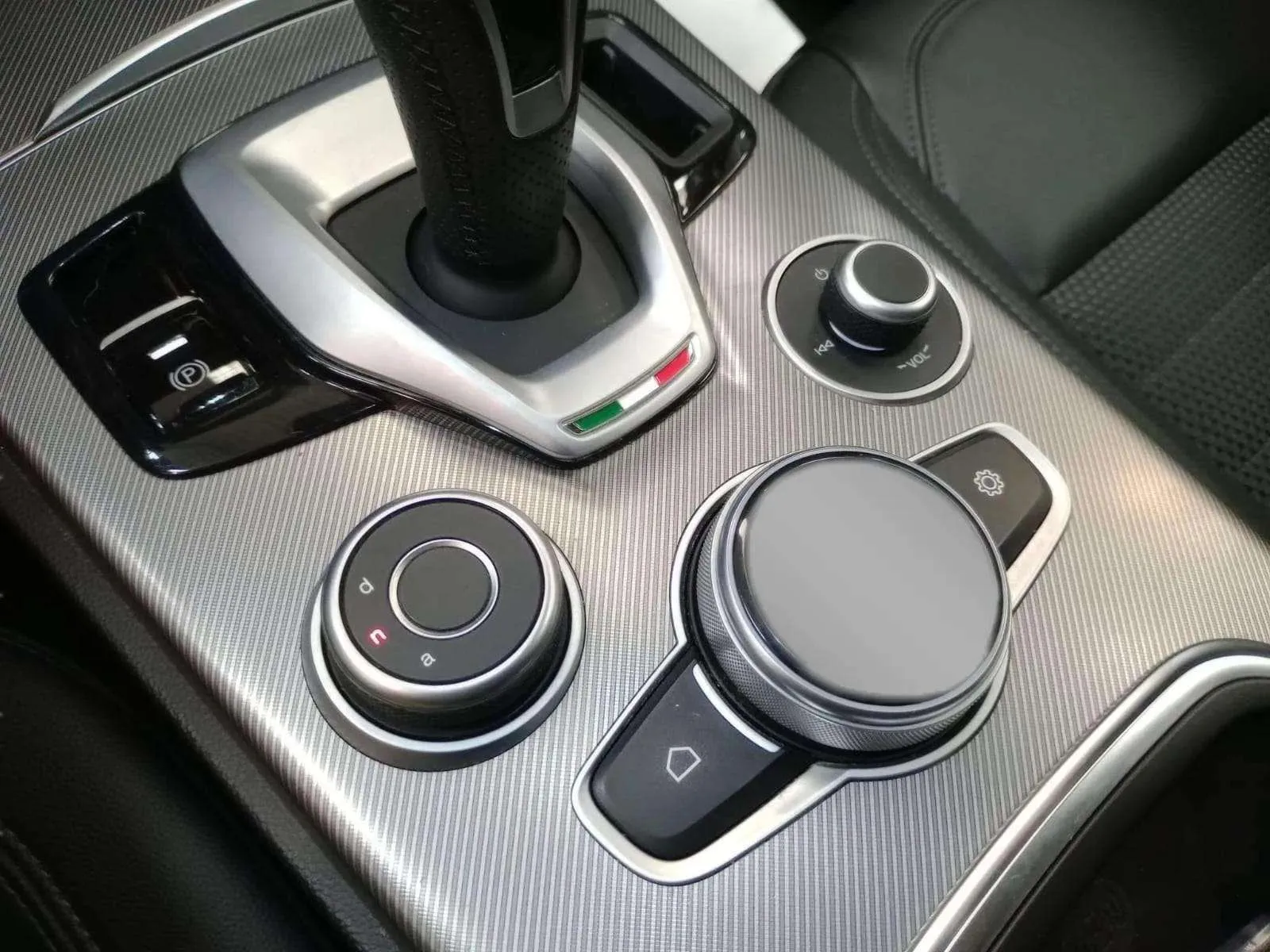 Alfa Romeo Stelvio 2.2 Diesel Sprint RWD - foto 10