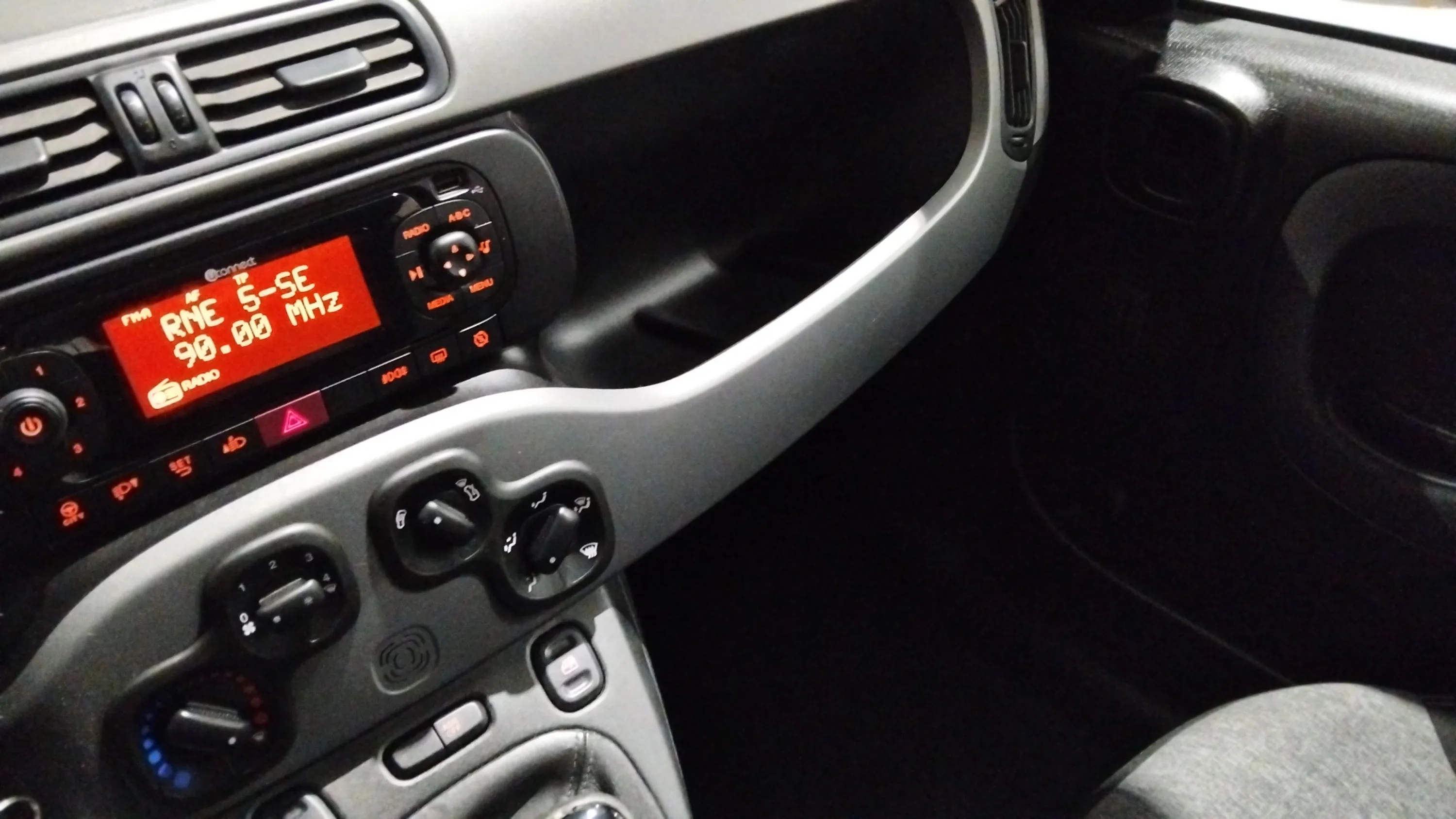 Fiat Panda 1.2 Lounge - foto 20