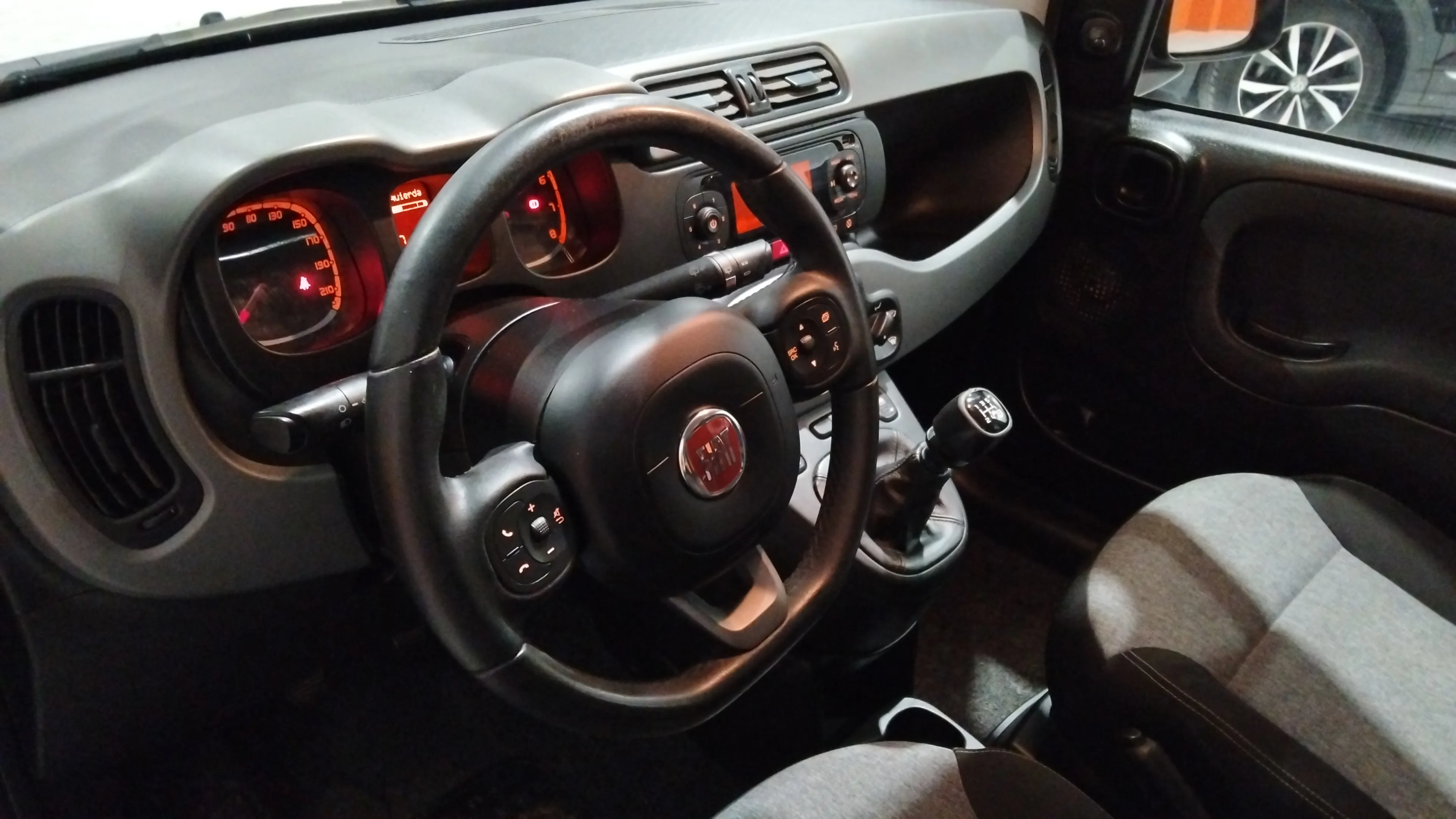 Fiat Panda 1.2 Lounge - foto 11