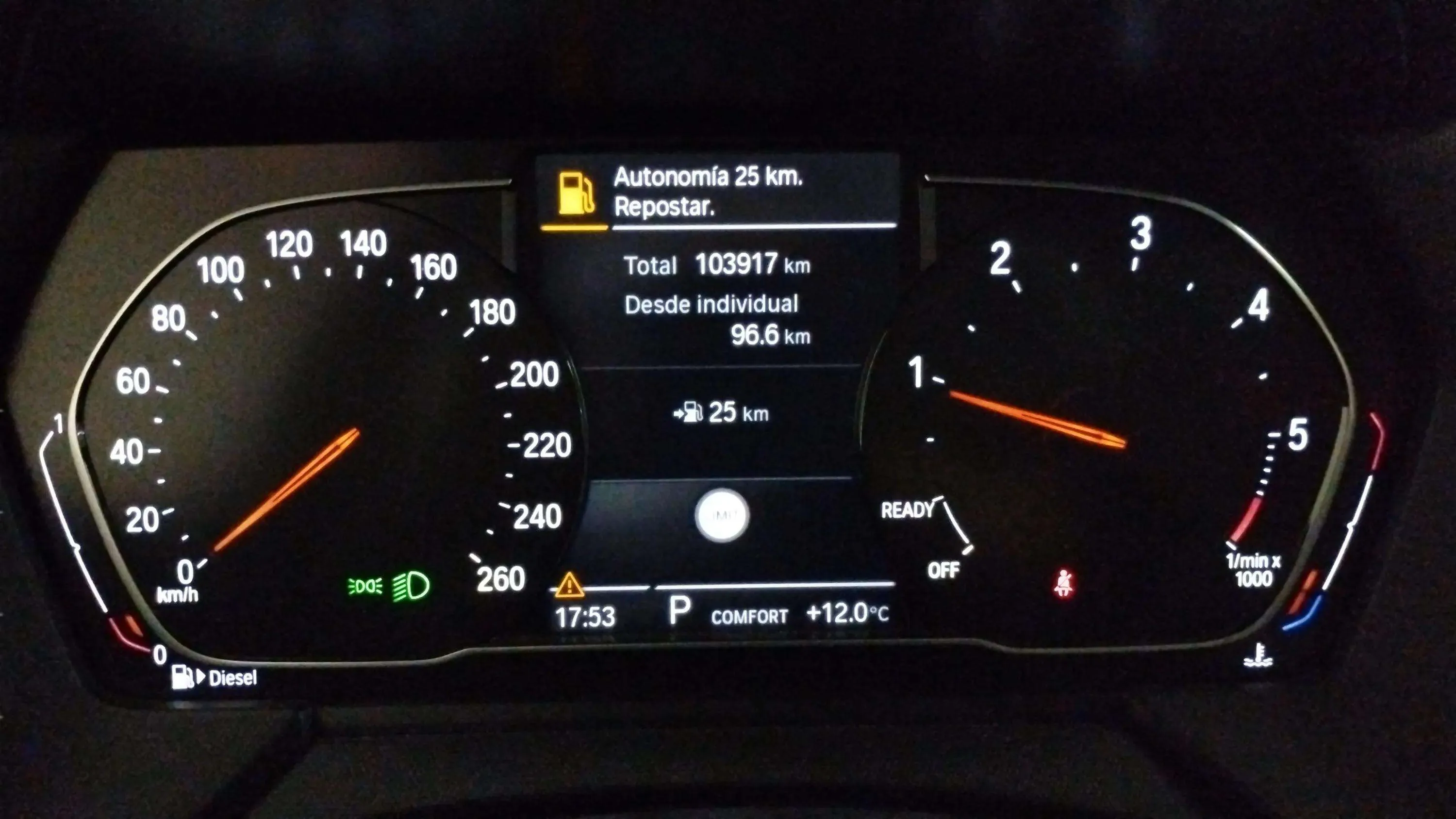 BMW Serie 1 116d - foto 8
