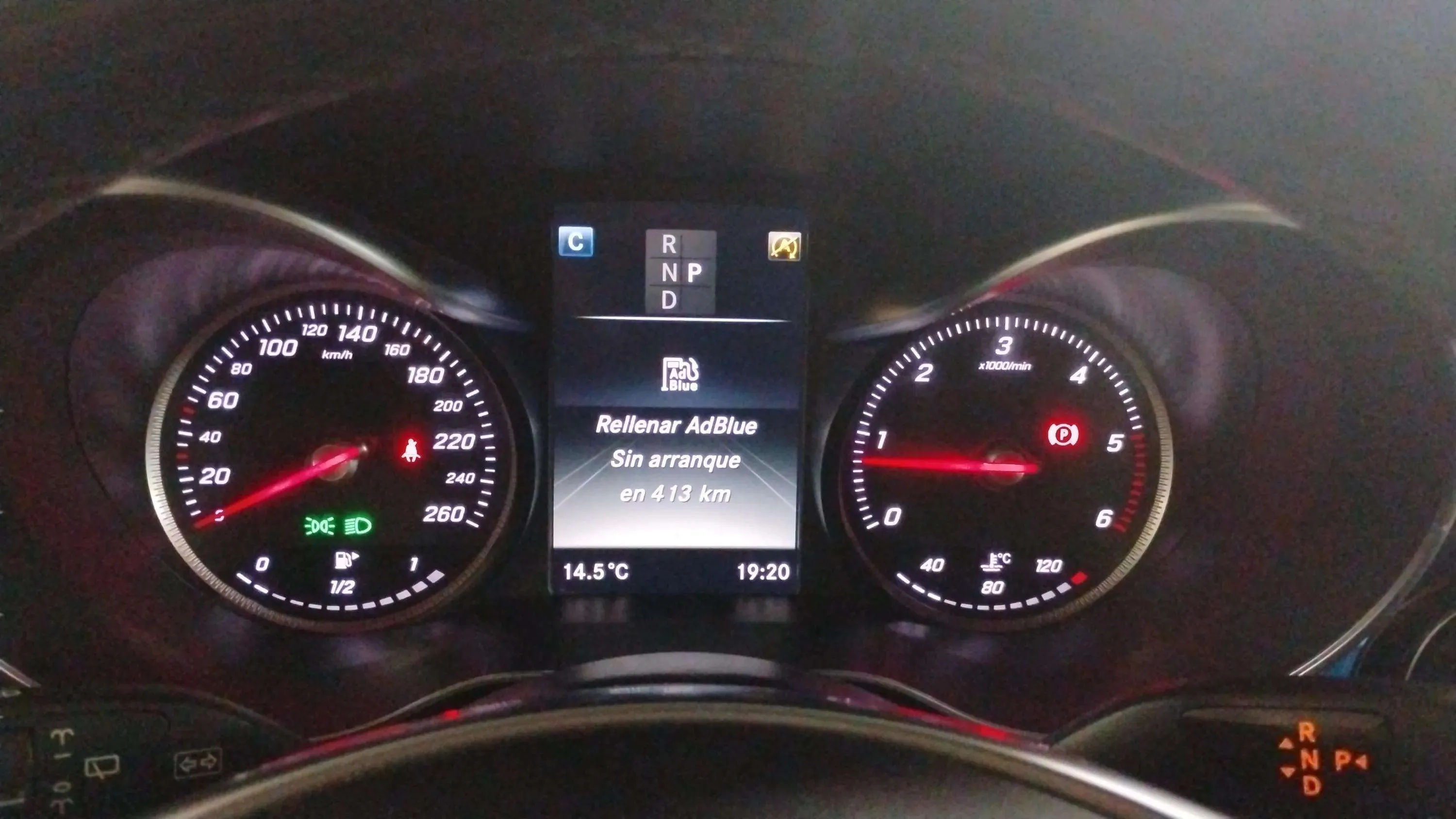 Mercedes-Benz GLC 220 d 4MATIC - foto 10