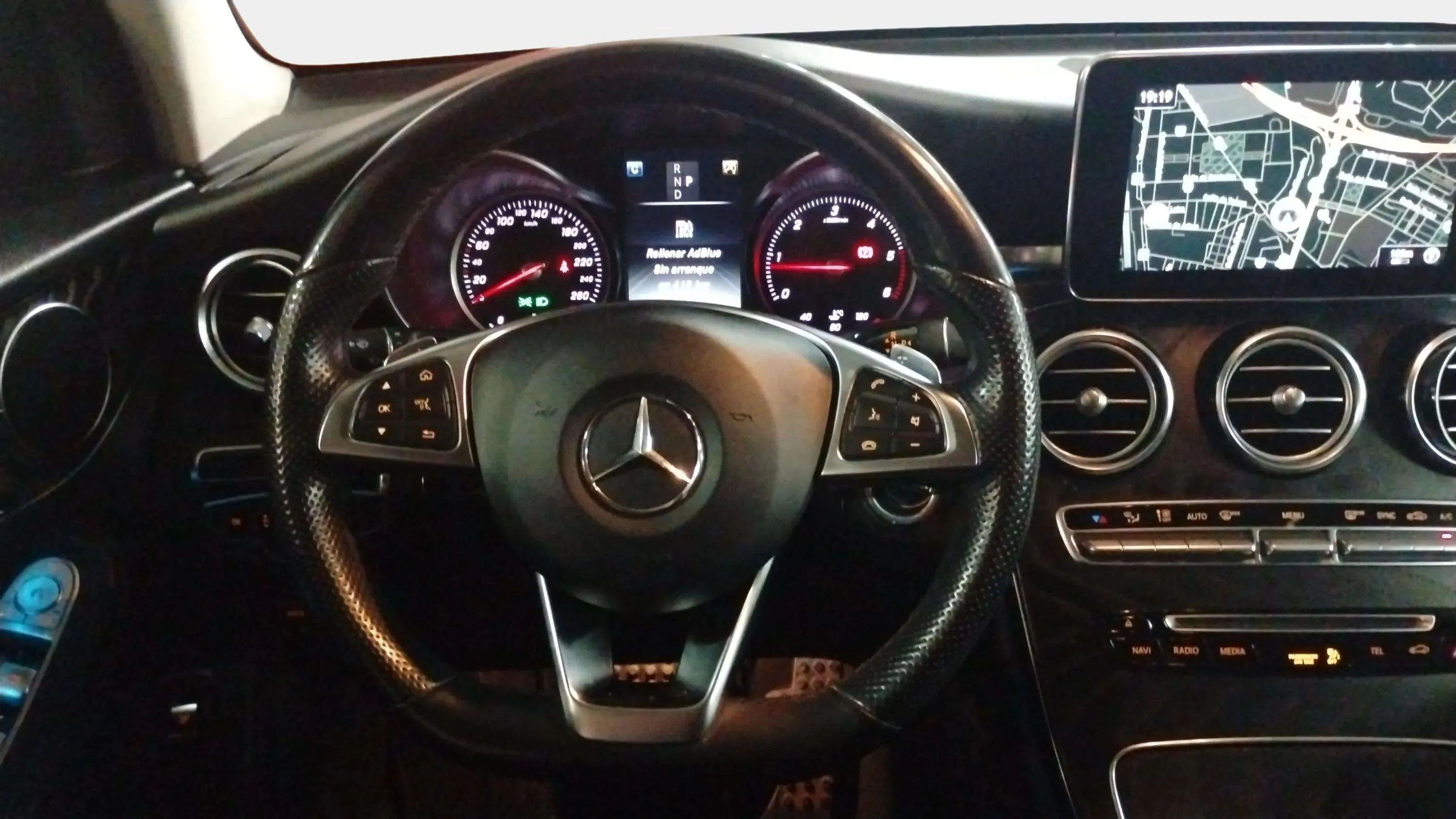 Mercedes-Benz GLC 220 d 4MATIC - foto 6