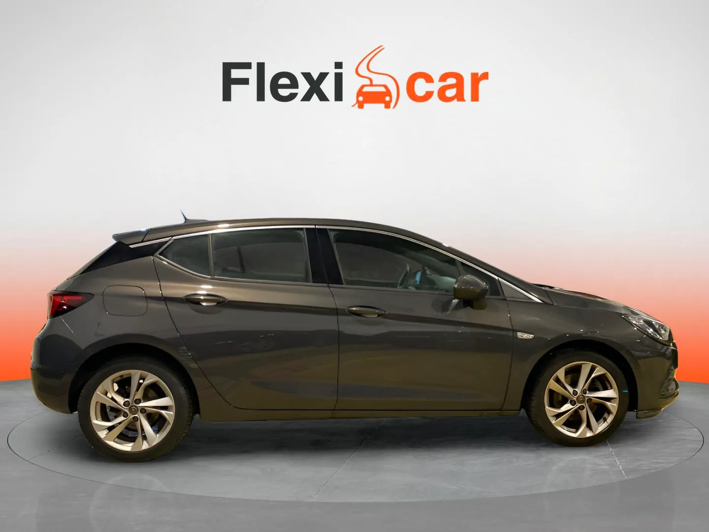 Opel Astra 1.6 CDTi Dynamic - foto 7