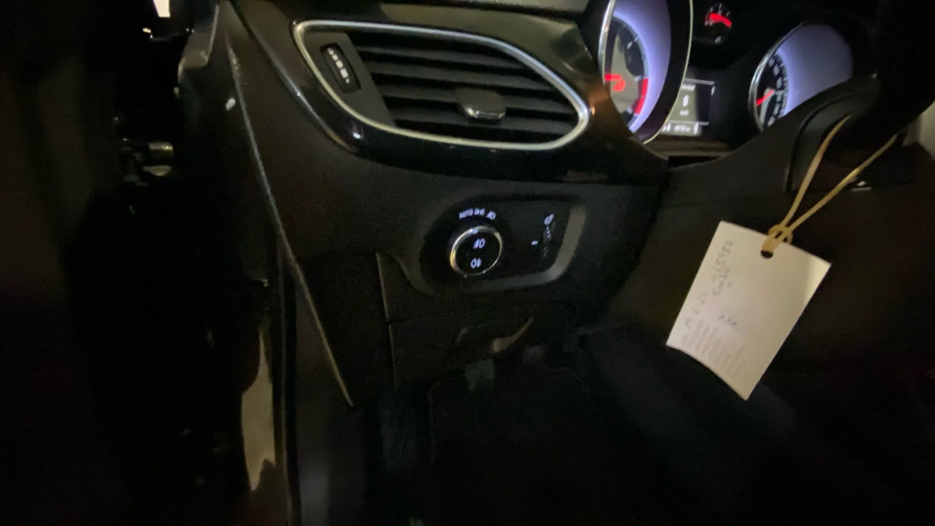 Opel Astra 1.6 CDTi Dynamic - foto 19