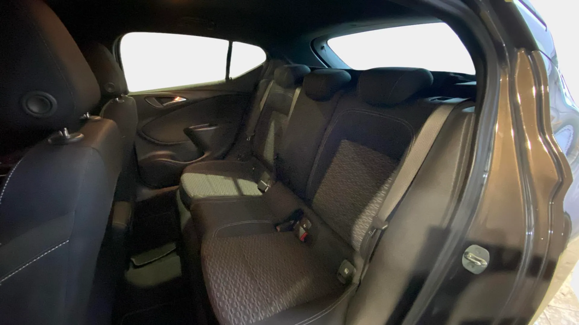 Opel Astra 1.6 CDTi Dynamic - foto 15