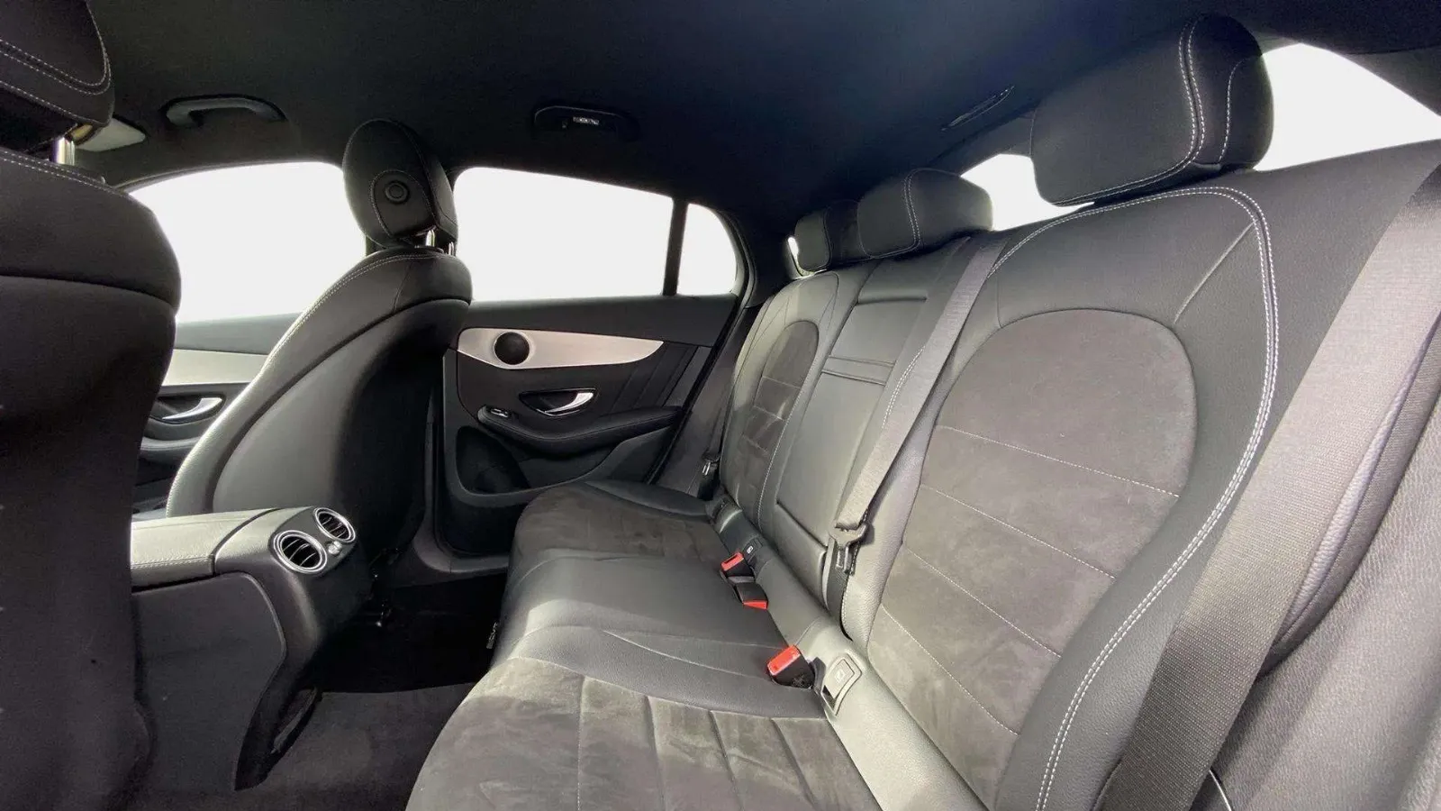 Mercedes-Benz GLC 250 d 4MATIC - foto 11