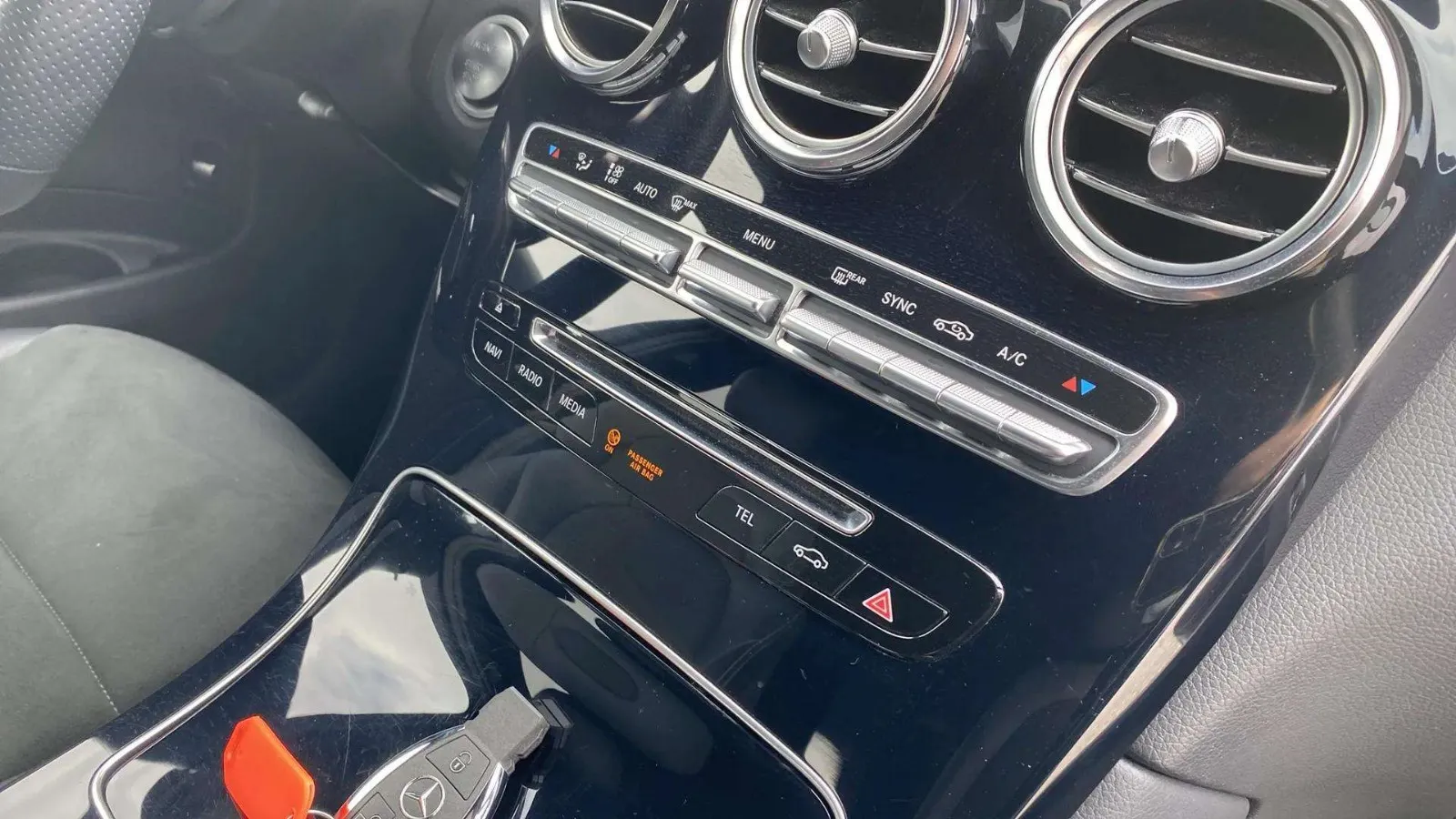 Mercedes-Benz GLC 250 d 4MATIC - foto 17